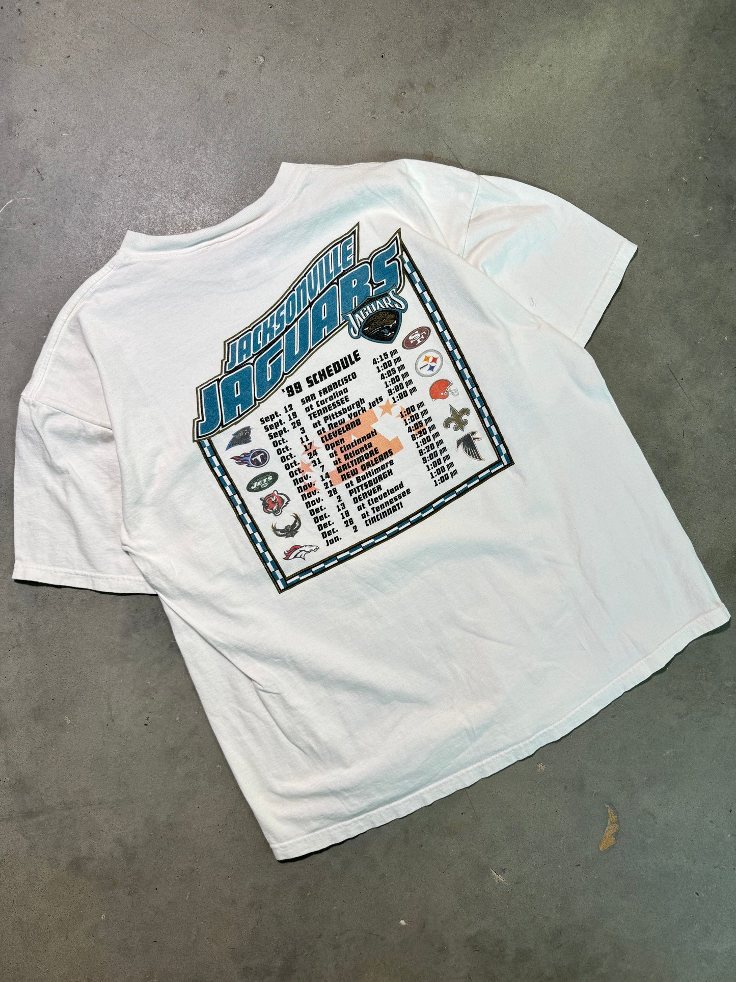 1999 Jacksonville Jaguars Vintage White Logo Athletic Victory Tour Prowler Logo NFL Tee (XL)