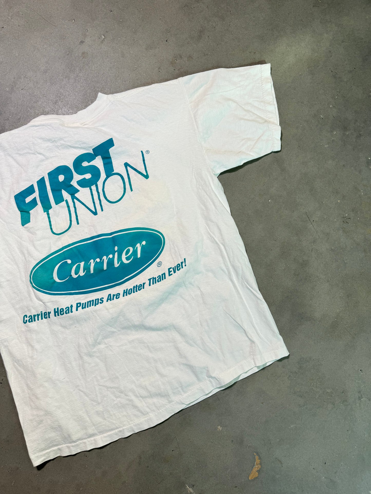 1994 Charlotte Hornets vs. Cleveland Cavaliers “I’m A Bug Backer!” Vintage NBA Match Up Tee (XL)