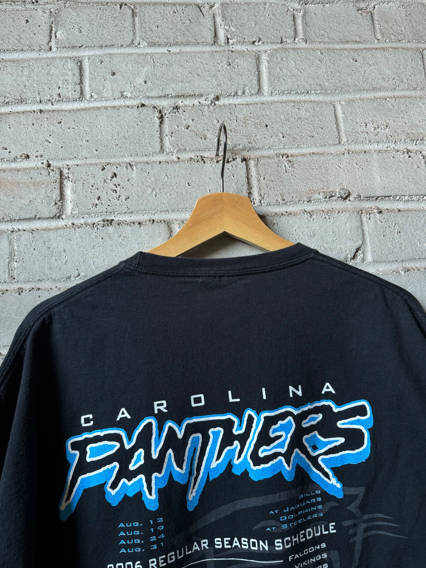 2006 Carolina Panthers Vintage Black Cat Scratch Font Schedule Tee (XXL)