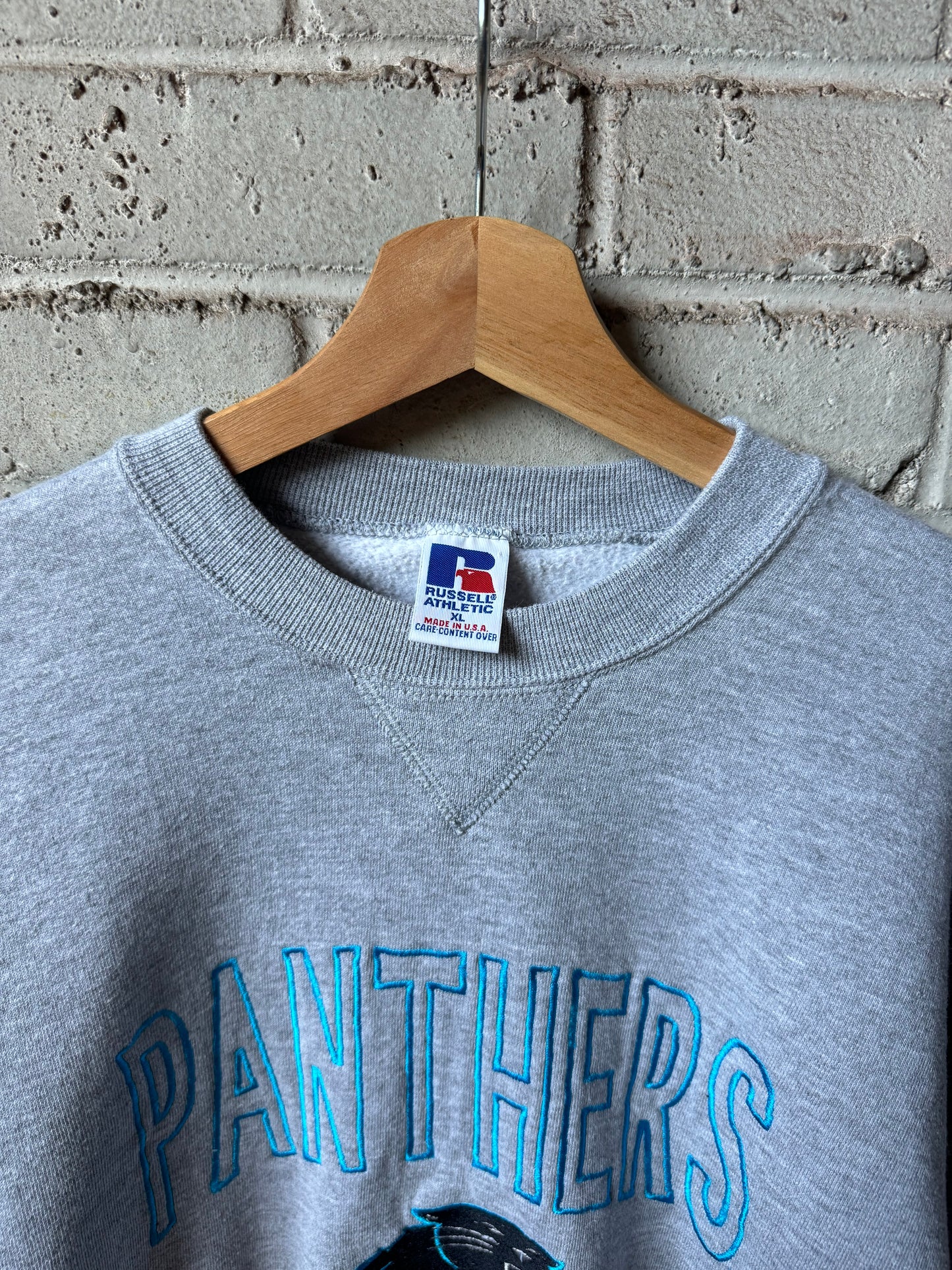 90’s Carolina Panthers Vintage Grey Russell Athletic Embroidered NFL Crewneck (XL)