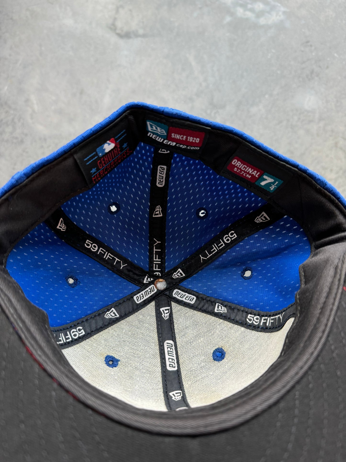 2000 Toronto Blue Jays Vintage Mesh Batting Practice Style Mesh New Era MLB Fitted Hat (7 1/4)