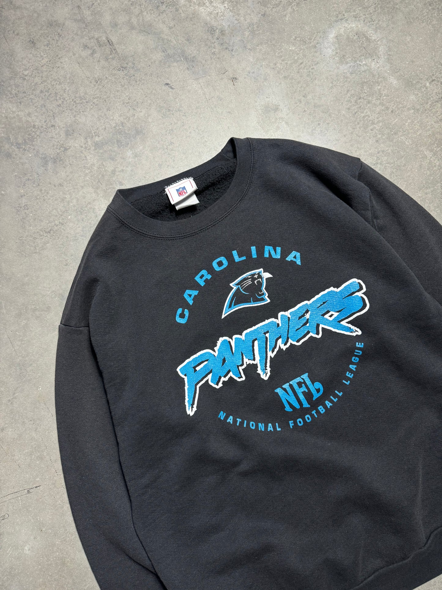 00’s Carolina Panthers Vintage Faded Black Cat Scratch Font NFL Crewneck (Medium)