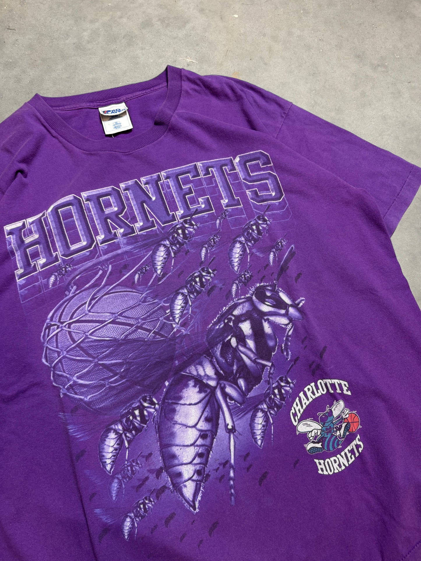 90’s Charlotte Hornets Vintage Purple Pro Player Realistic Hornets Nest NBA Tee (XL)