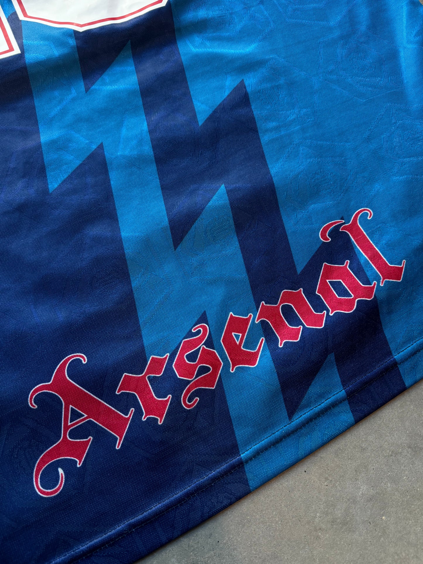1995/1996 Arsenal FC Dennis Bergkamp Vintage Nike JVC Blue Away Kit Soccer Jersey - Deadstock (XXL - Fits like XL)