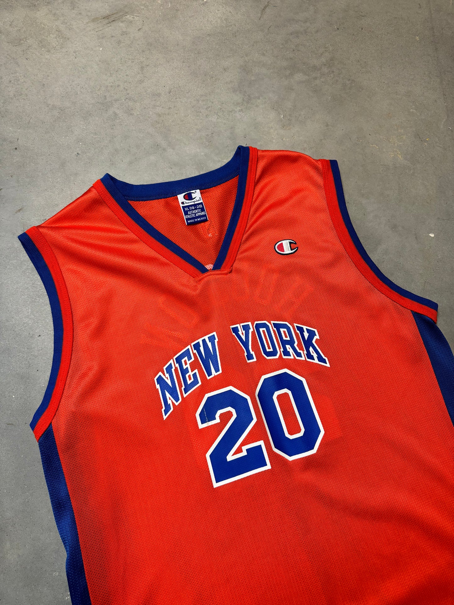 00’s New York Knicks Allan Houston Vintage Champion NBA Jersey (Youth XL)