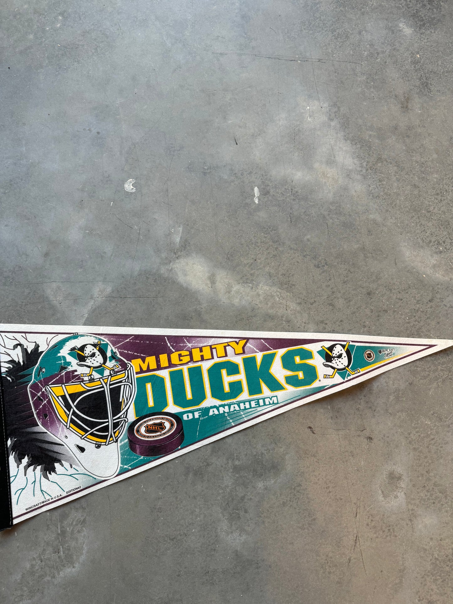 90’s Anaheim Mighty Ducks Vintage NHL Hockey Pennant - Brand New