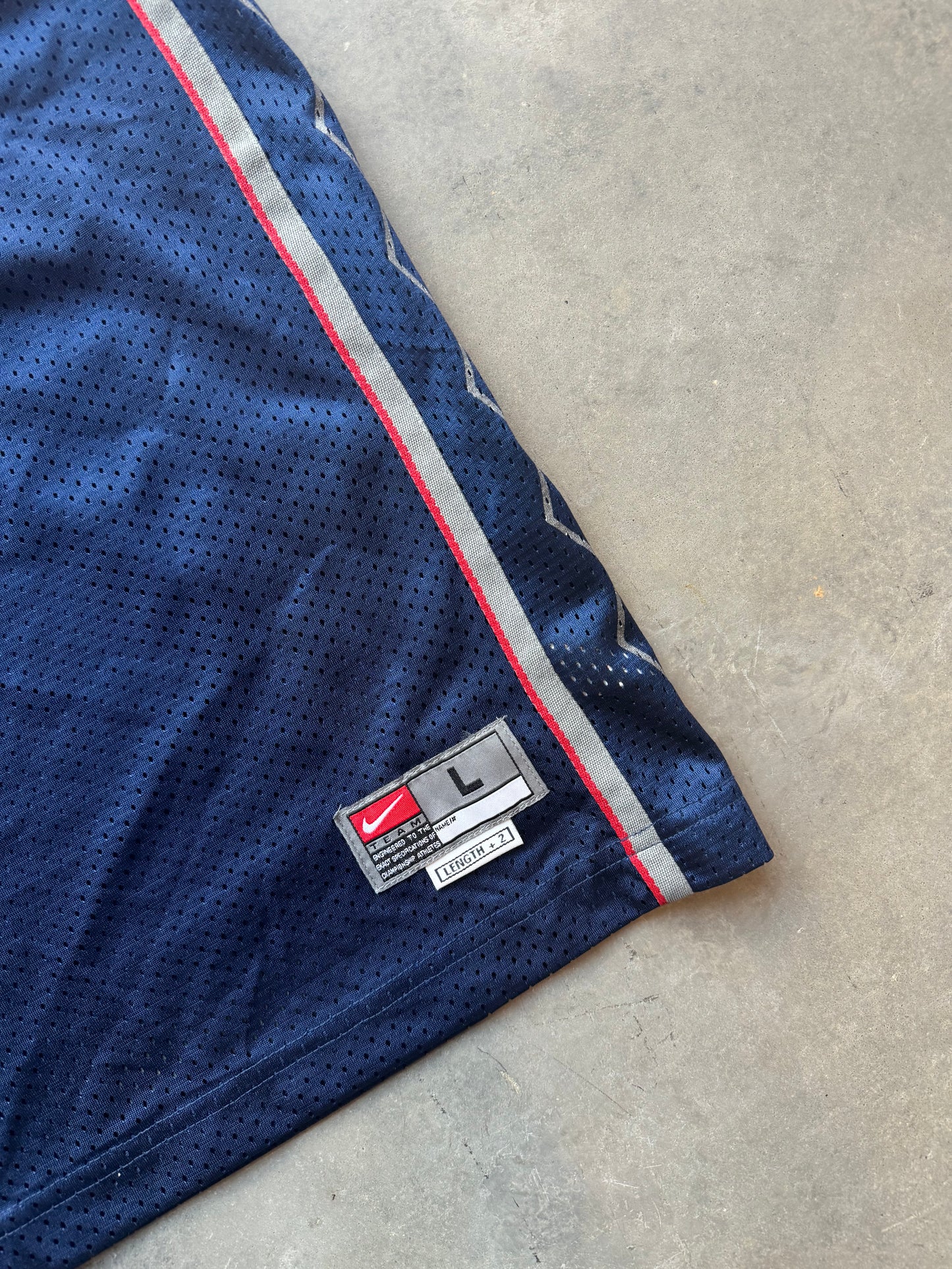 2002 New Jersey Nets Kenyon Martin Vintage Navy Nike NBA Jersey - Deadstock (Youth Large)