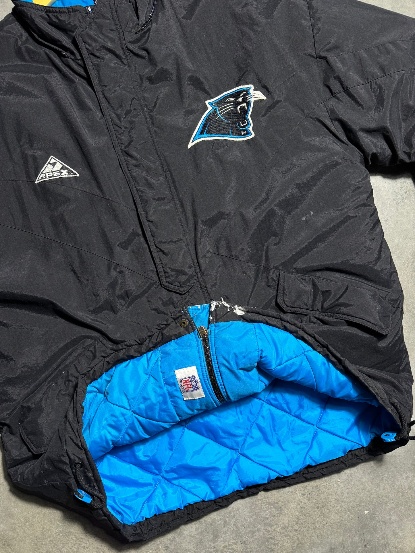90’s Carolina Panthers Vintage Black Apex One Big Logo NFL Sideline Trench Puffer Jacket (XL)