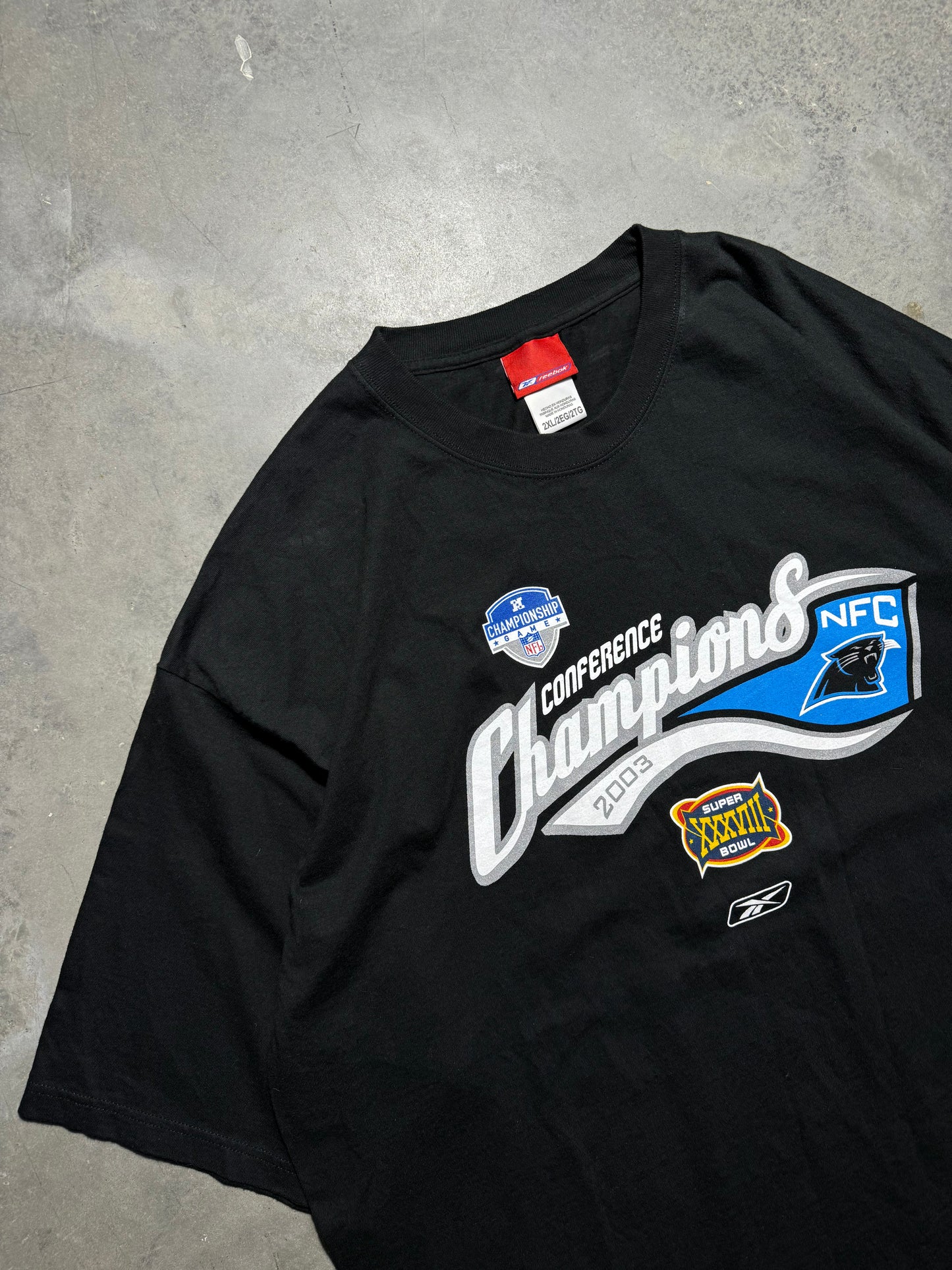 2003 Carolina Panthers Vintage Black Reebok NFC Champions Super Bowl XXXVIII NFL Tee - Deadstock (XXL)