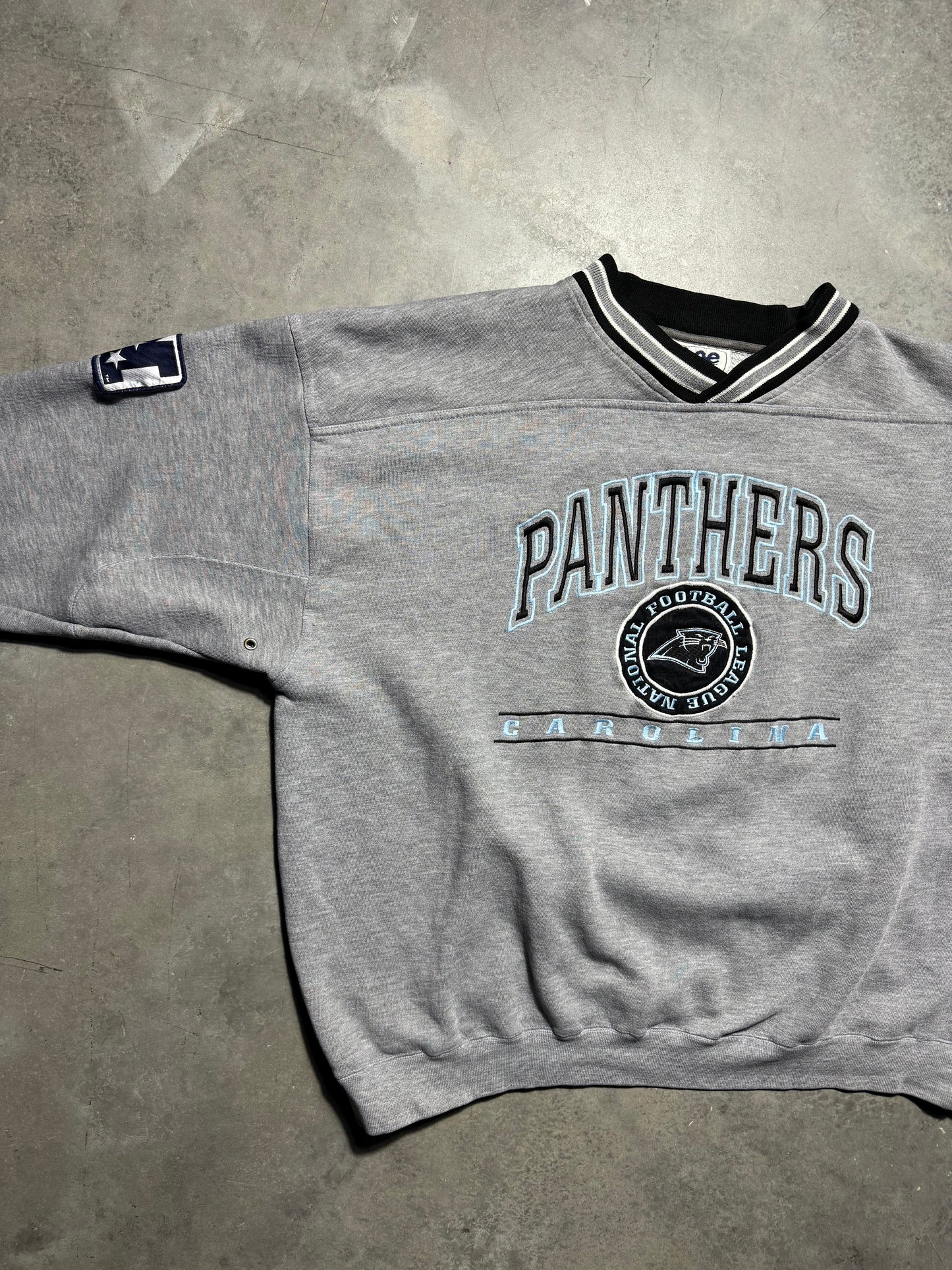 90’s Carolina Panthers Vintage Grey Lee Sport Ribbed Embroidered NFL Crewneck (XL)