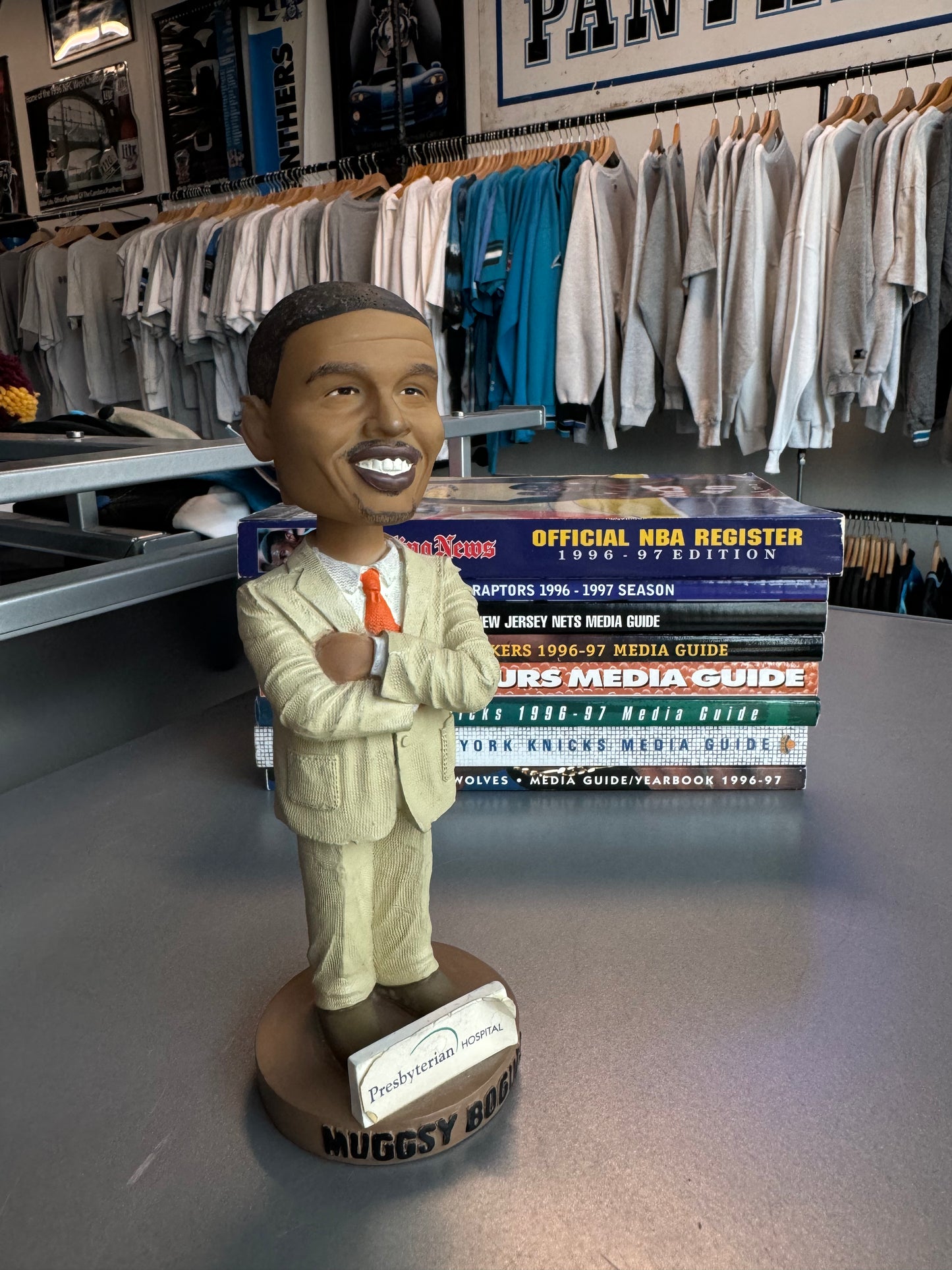 00’s Charlotte Sting Muggsy Bogues Vintage WNBA Head Coach Bobblehead