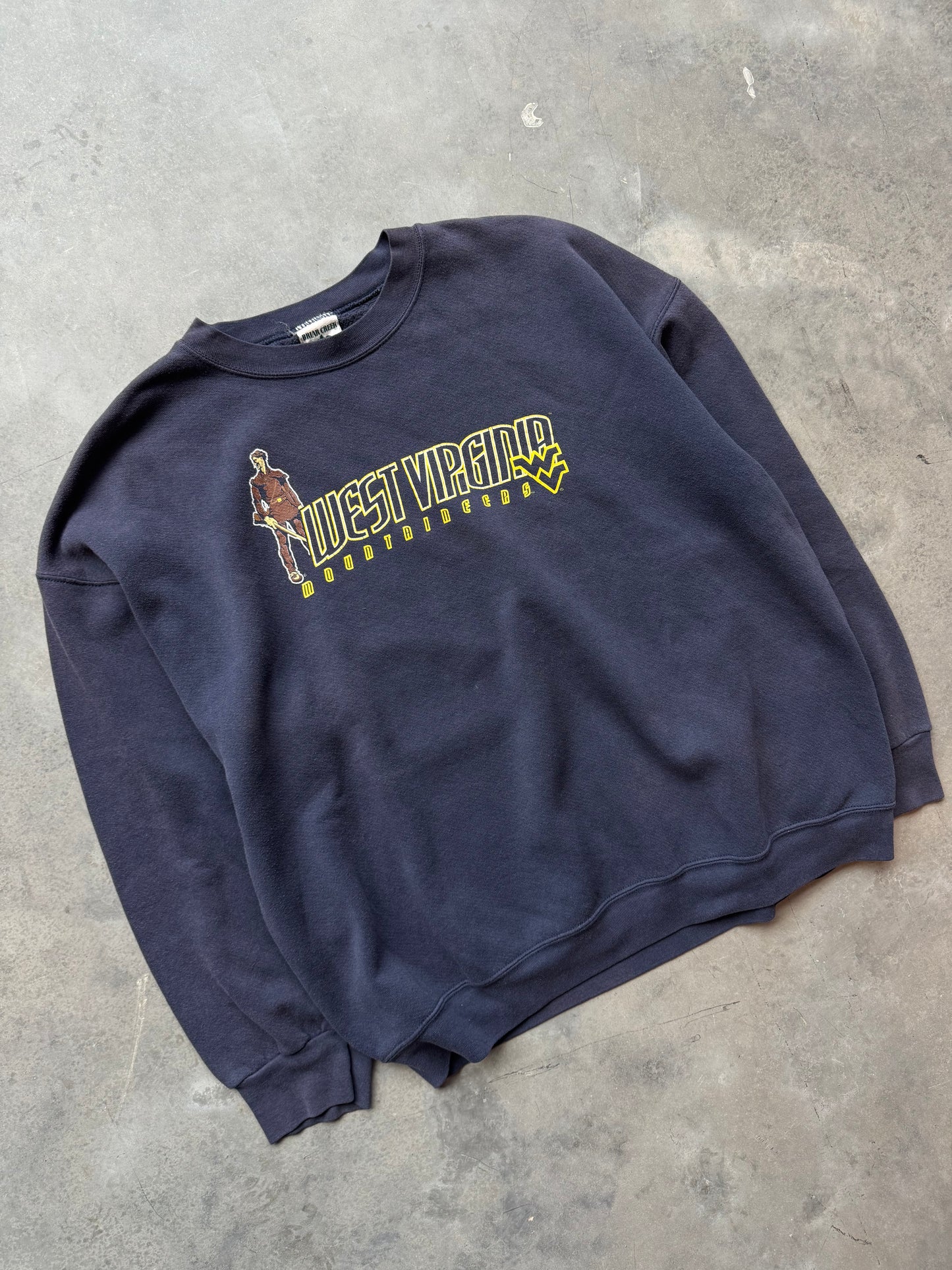 90’s West Virginia Mountaineers Vintage Navy Blue College Crewneck (XXL)