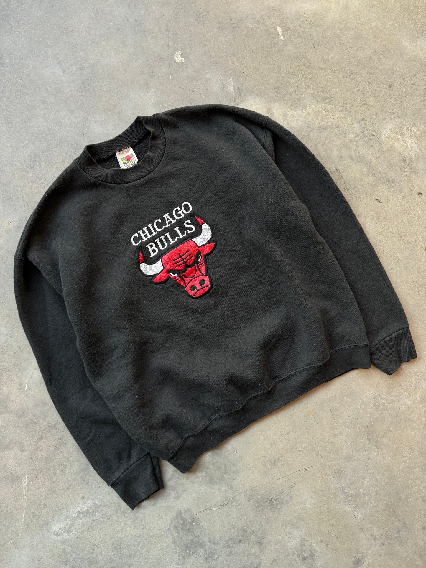 90’s Chicago Bulls Vintage Black Embroidered NBA Crewneck (Medium)