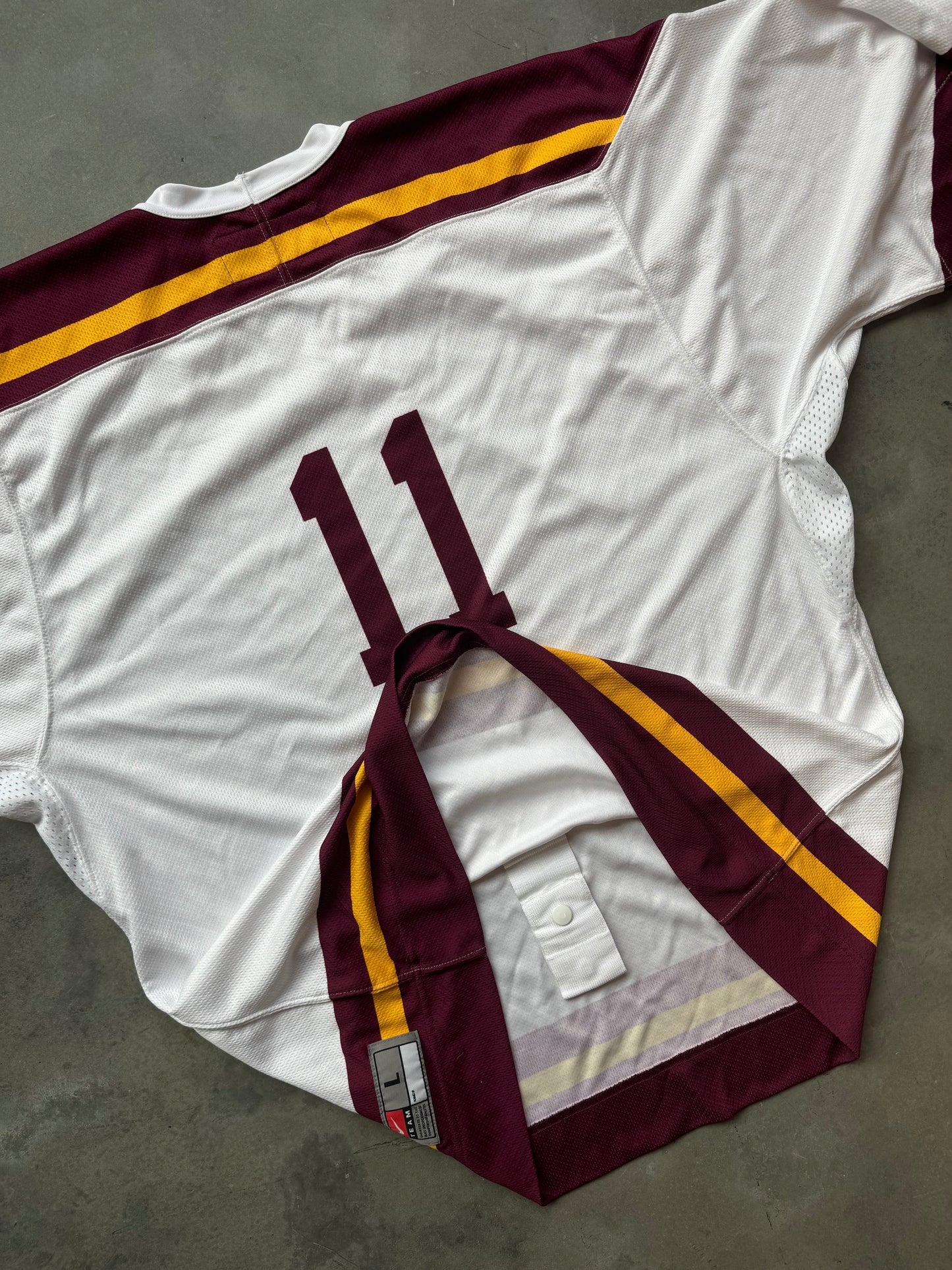 00’s Minnesota Golden Gophers Vintage White Nike College Hockey Jersey (XL)