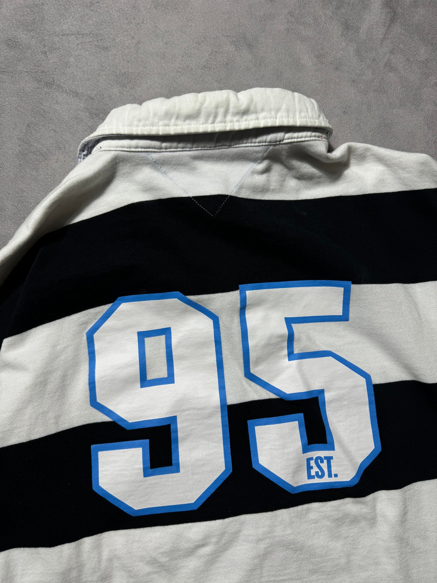 2010’s Carolina Panthers x Tommy Hilfiger #95 Heavyweight NFL Striped Rugby Shirt (Medium)