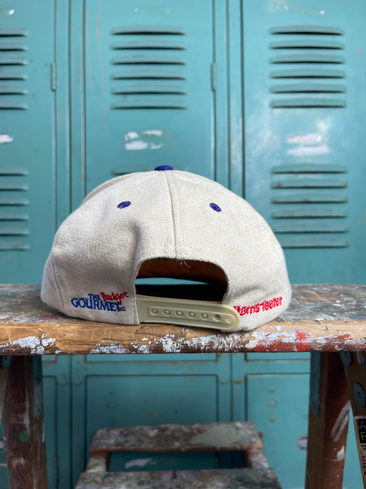 90’s Charlotte Knights Vintage Cream MiLB Baseball Snapback Hat (OSFA)