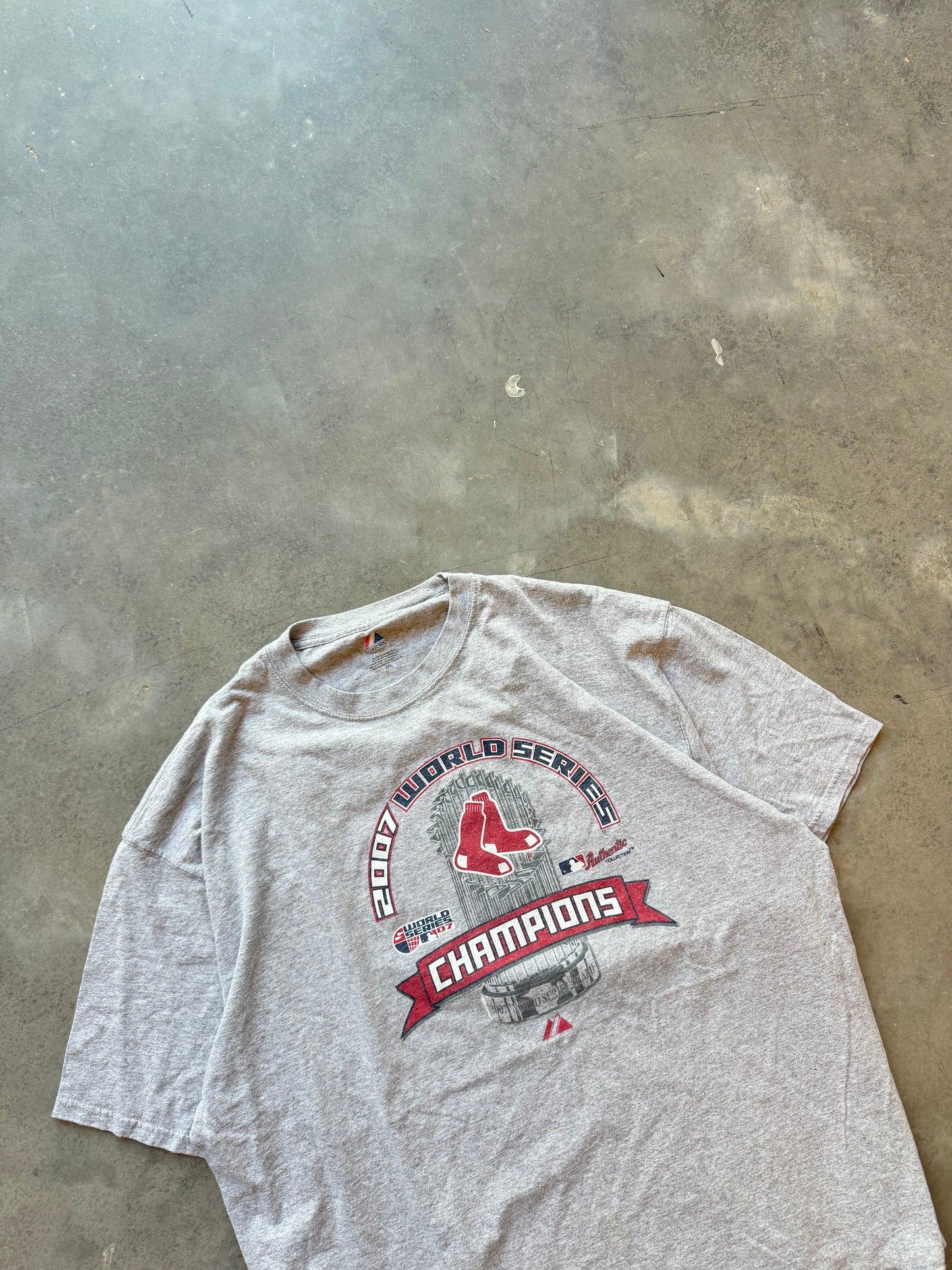 2007 Boston Red Sox World Series Champions Vintage Grey Majestic MLB Tee (XXL)