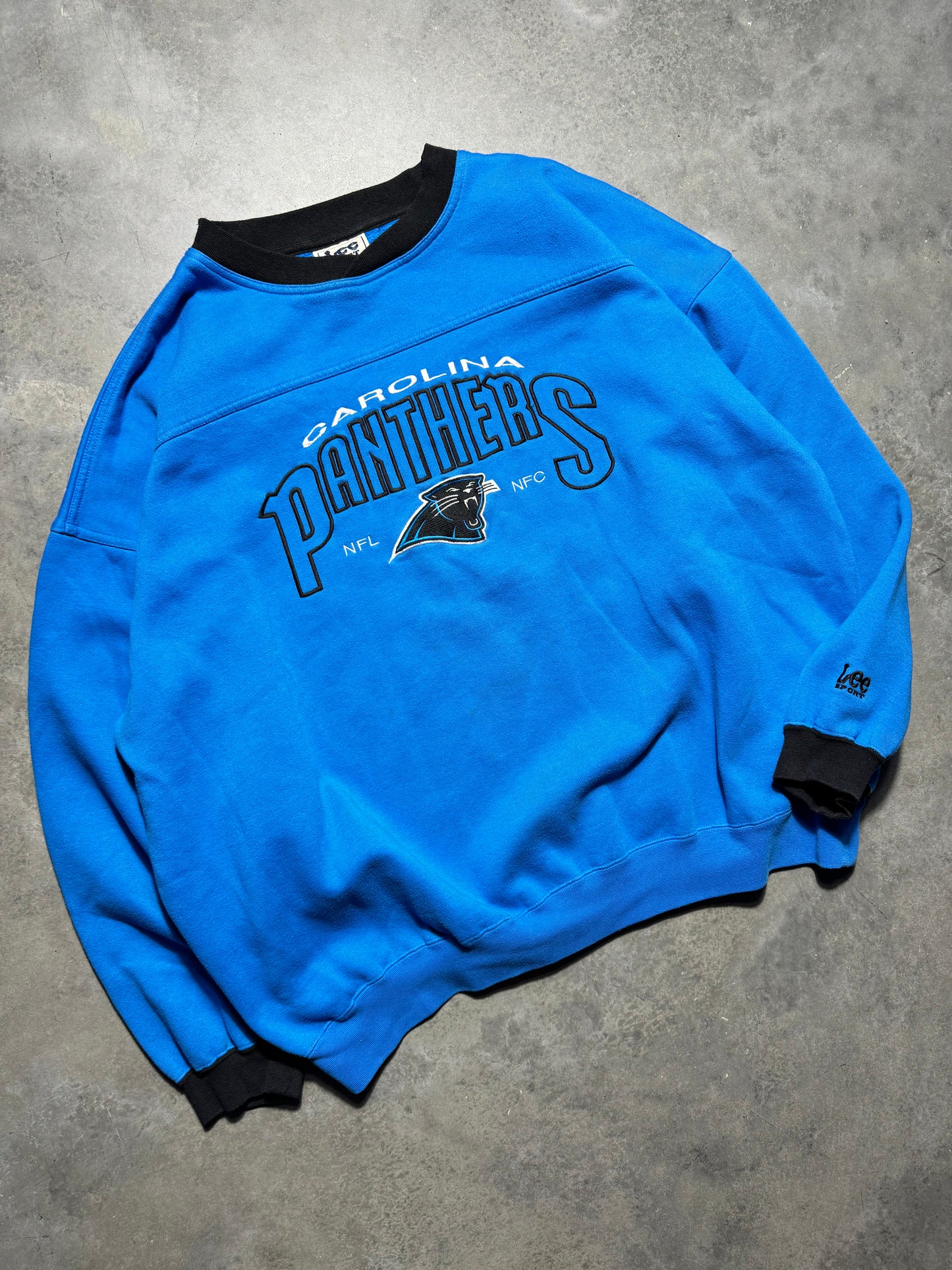90’s Carolina Panthers Vintage Lee Sport Heavyweight Embroidered NFL Crewneck (XXL)