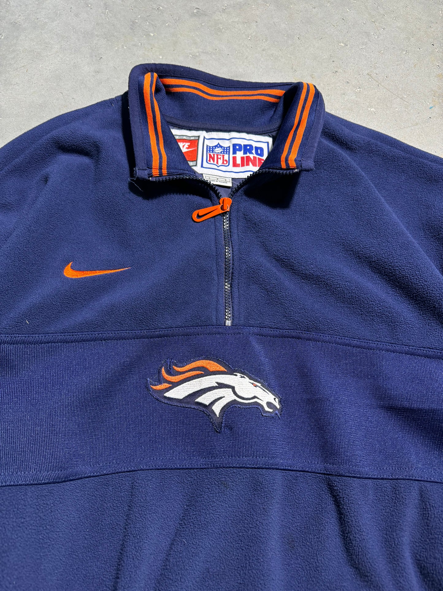90’s Denver Broncos Vintage Nike Team Sports Fleece Embroidered Half Zip NFL Pro Line Sideline Pullover (Large)