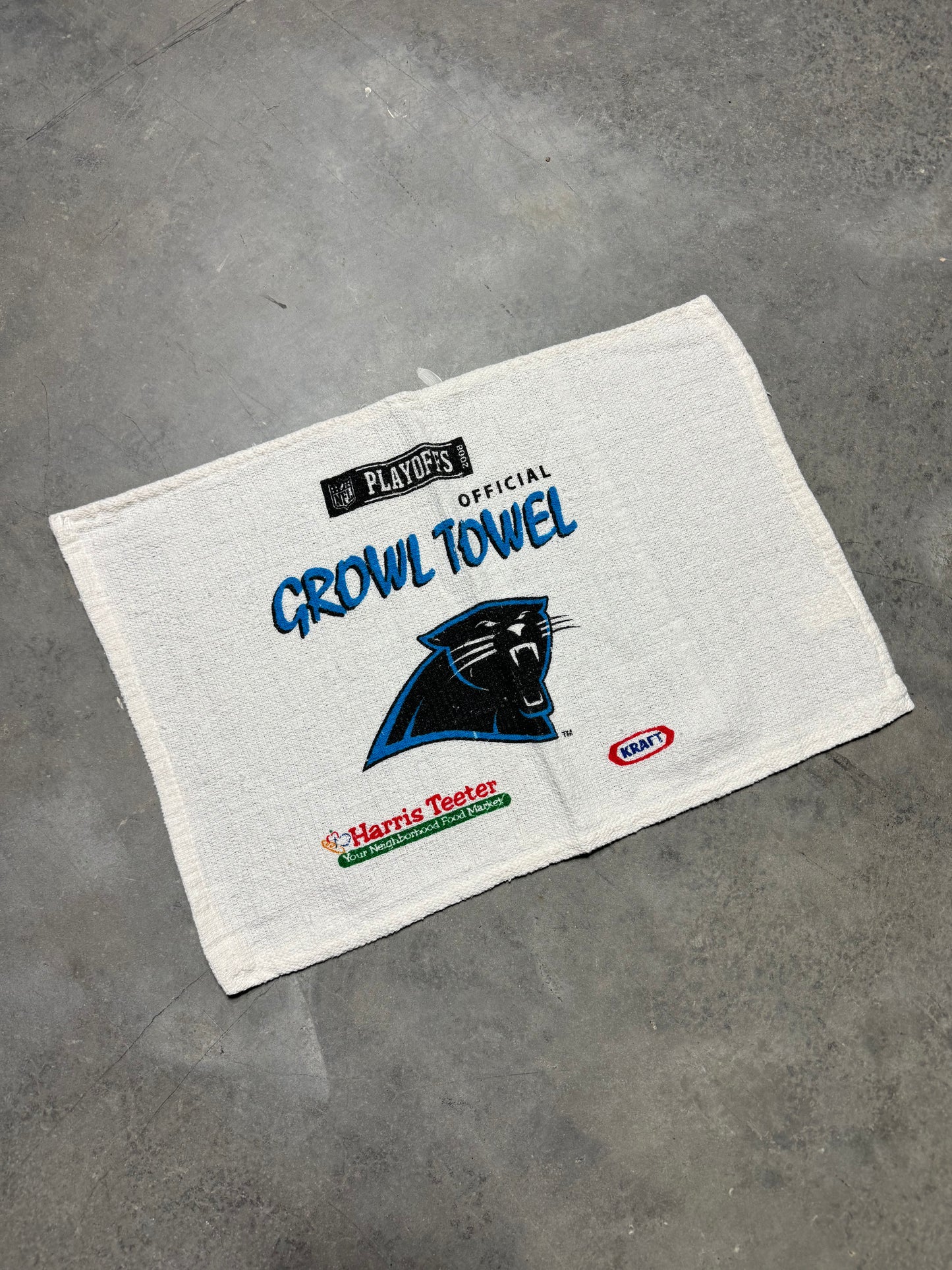 2008 Carolina Panthers x Harris Teeter Vintage Growl Towel White NFL Playoffs Display