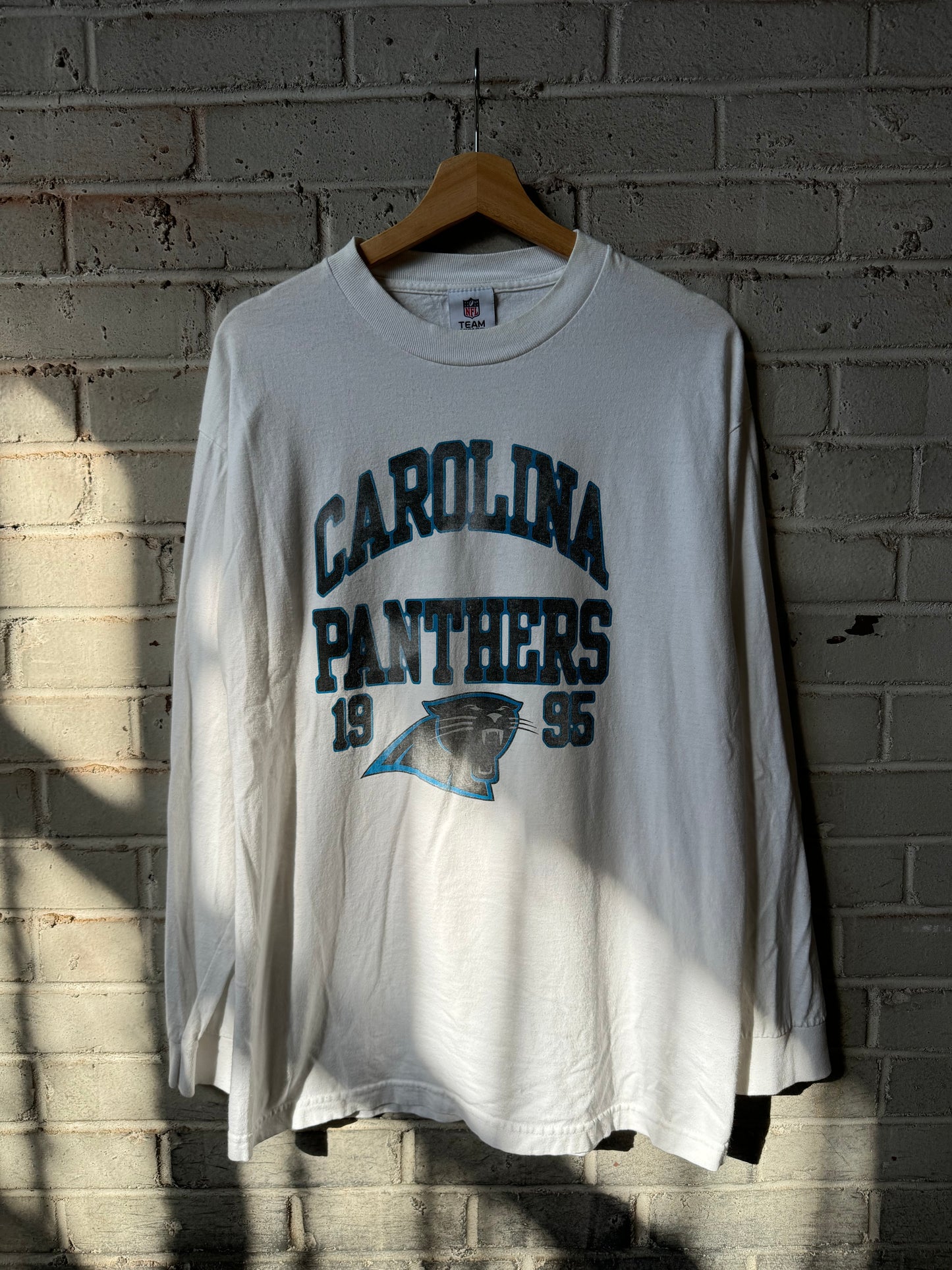 00’s Carolina Panthers Vintage Established 1995 White NFL Longsleeve Tee (XL)