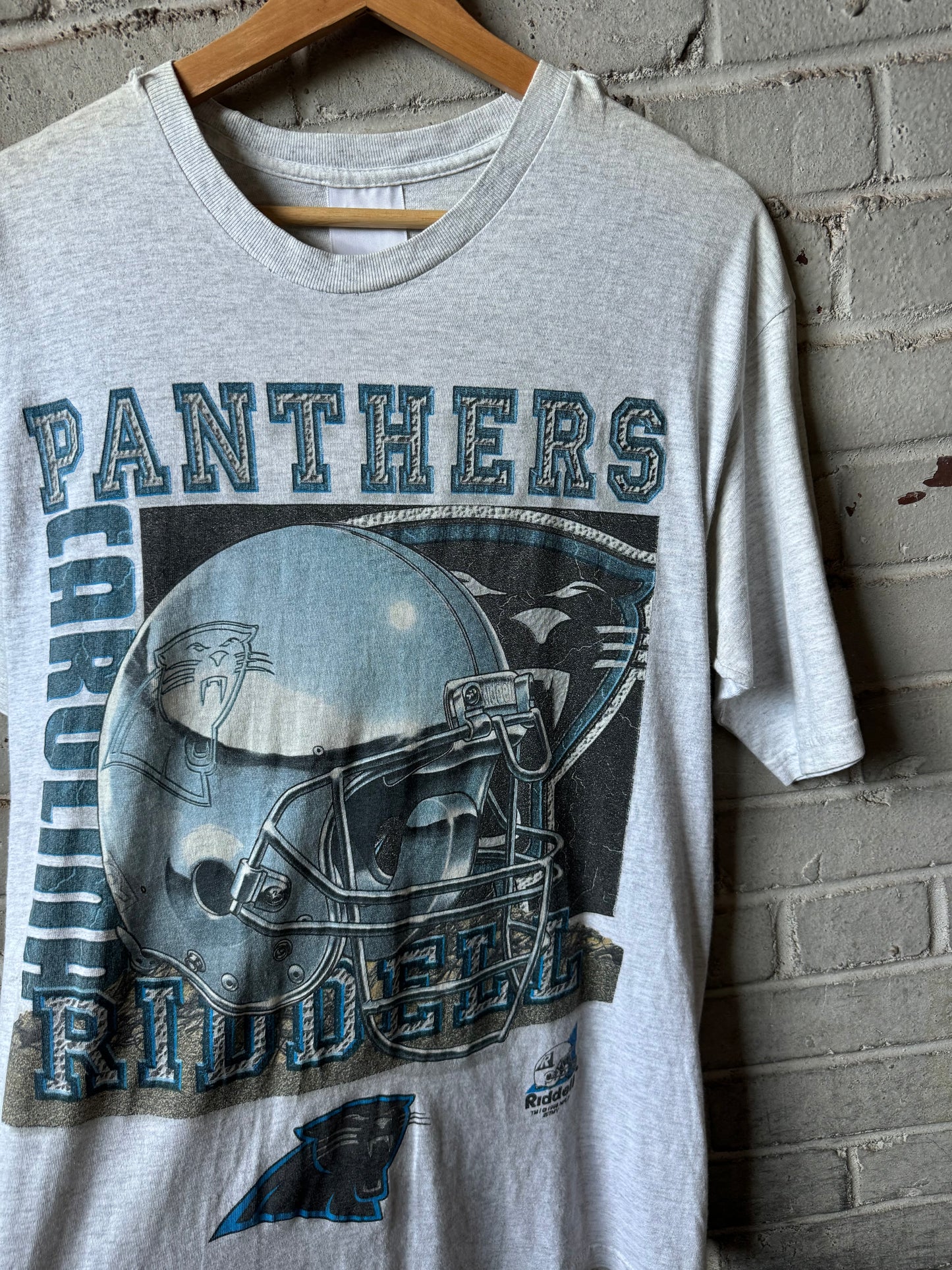 1998 Carolina Panthers Vintage Heather Grey Riddell Chrome Helmet NFL Tee (Medium)
