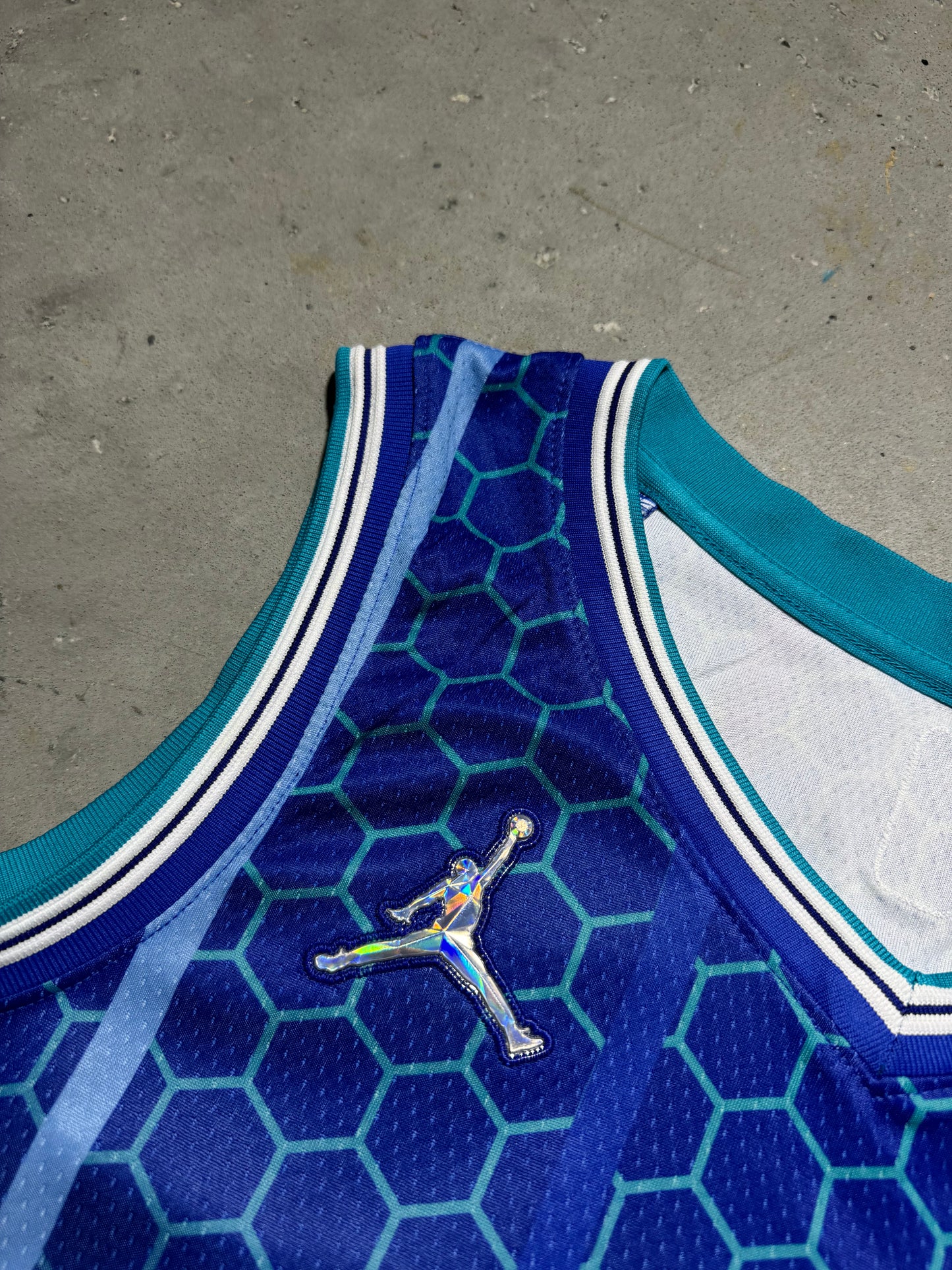 2021/2022 Charlotte Hornets LaMelo Ball City Edition 75th Anniversary NBA Jordan Swingman Jersey - Deadstock (52/XL)