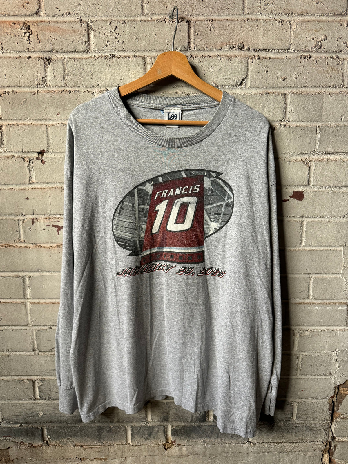 2006 Carolina Hurricanes Ron Francis Jersey Retirement Vintage Grey NHL Longsleeve Tee (XXL)