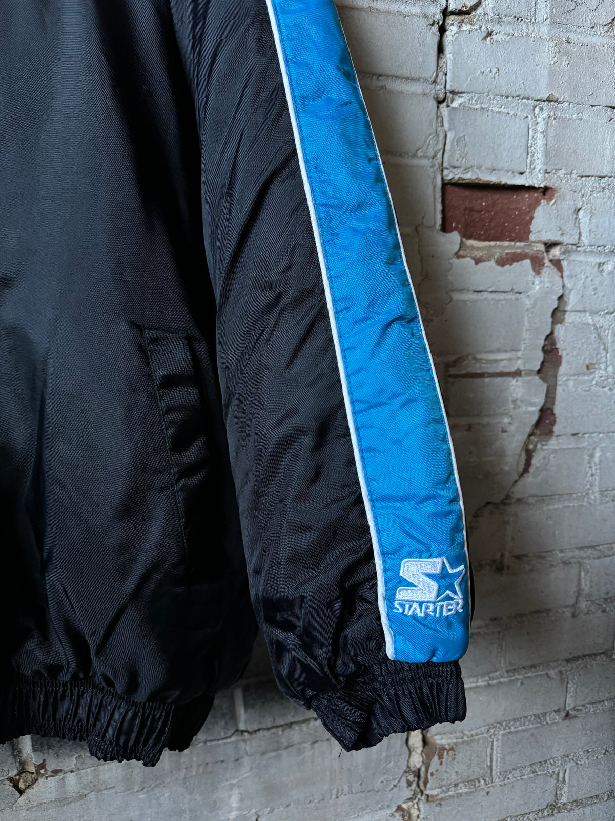 90’s Carolina Panthers Vintage Black Starter Reversible Quilted Nylon NFL Puffer Jacket (XXL)