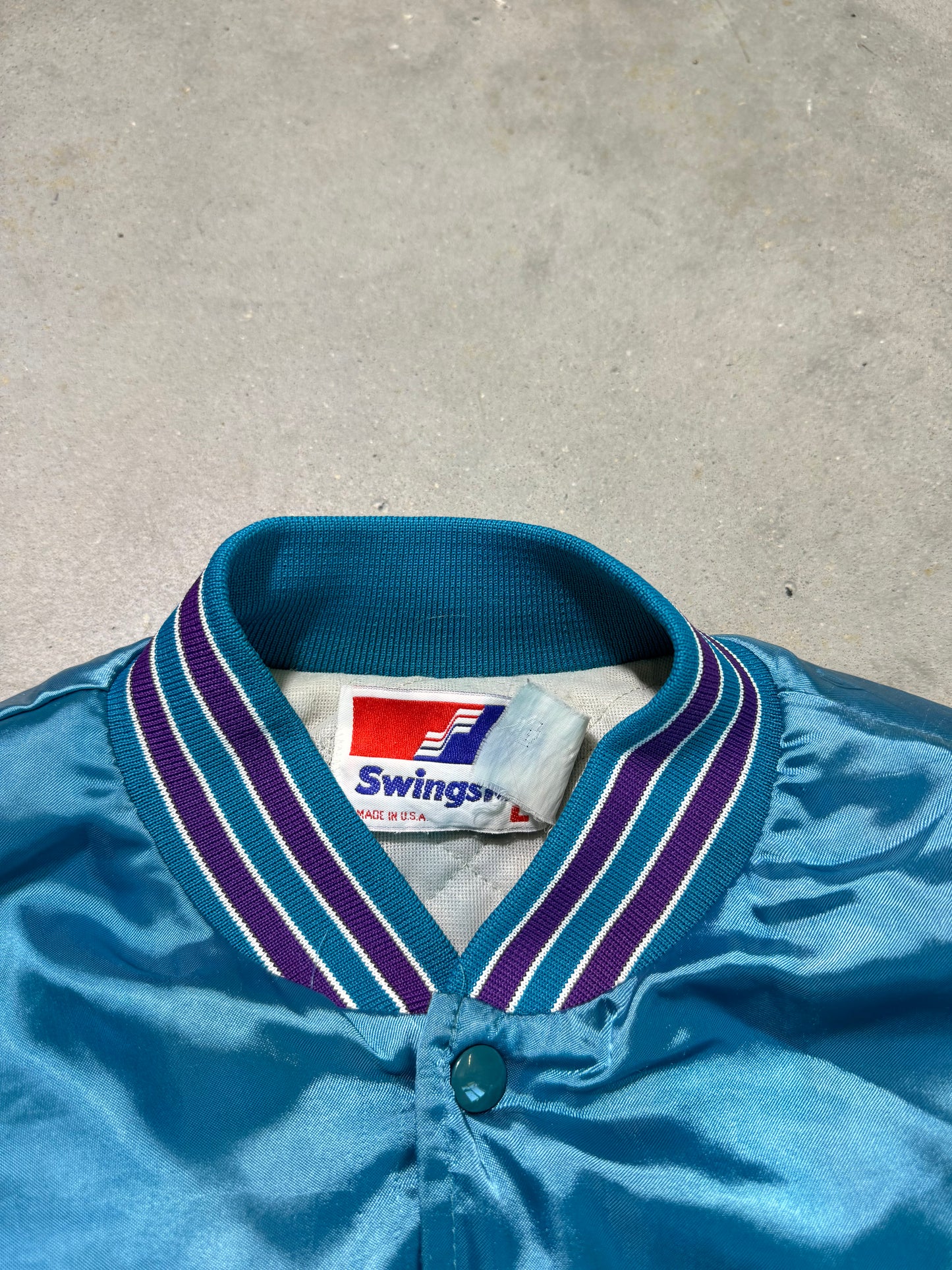 90’s Charlotte Hornets Vintage Distressed Teal Swingster NBA Satin Jacket (Large)