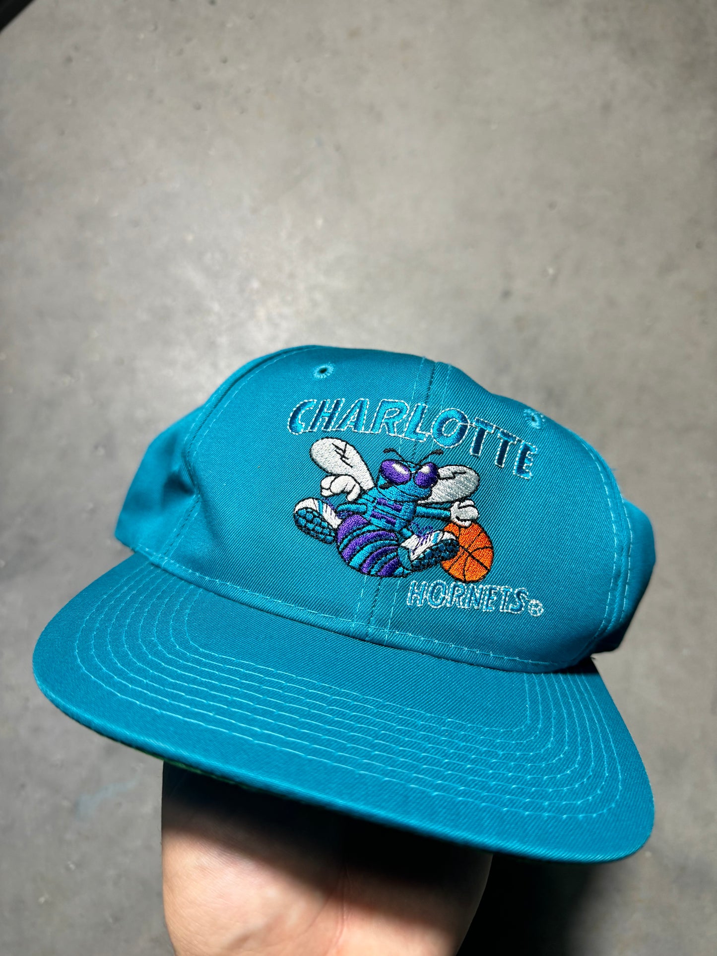 90’s Charlotte Hornets Vintage Teal G Cap NBA Snapback Hat (OSFA)