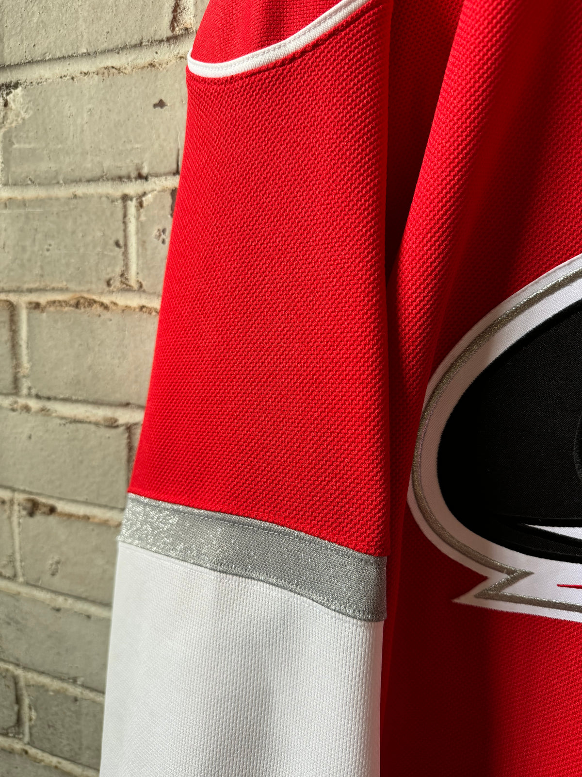 00’s Carolina Hurricanes Vintage Red Reebok Edge Era NHL Hockey Jersey - Deadstock (XXL)