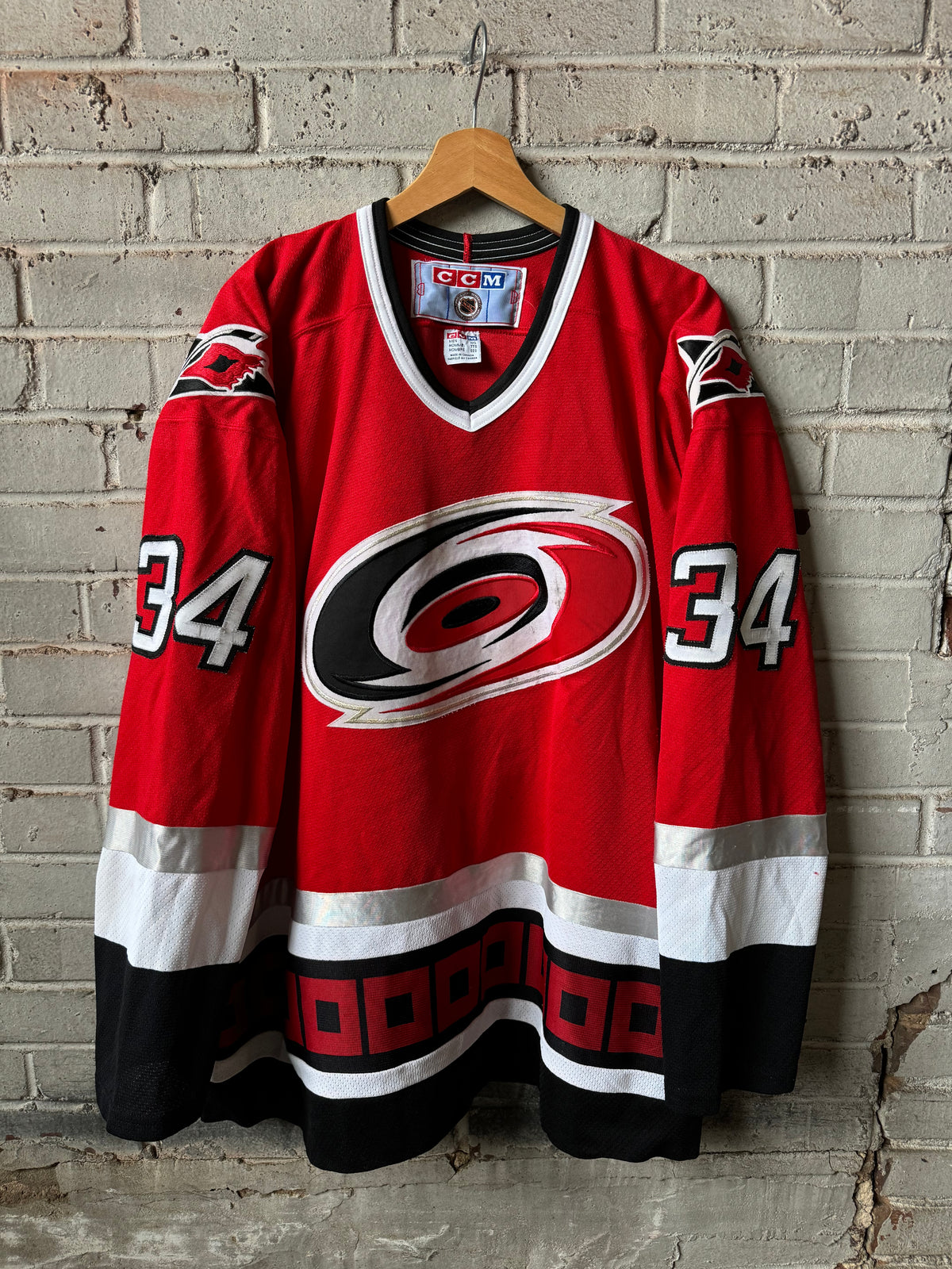 00’s Carolina Hurricanes Vintage Red #34 CCM NHL Hockey Jersey (XXL)