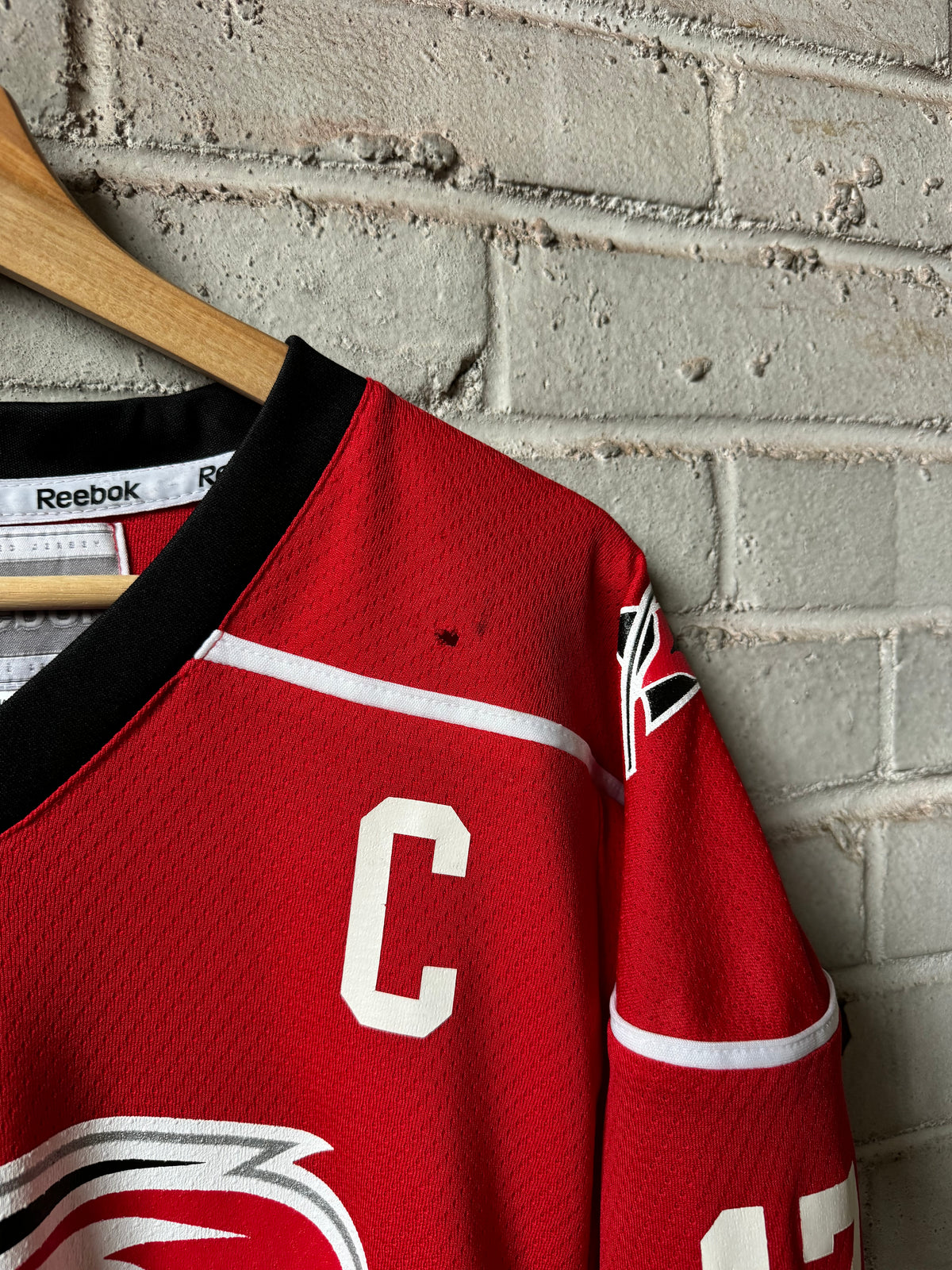 2010’s Carolina Hurricanes #17 Fan Name Reebok NHL Hockey Jersey (Youth L/XL)