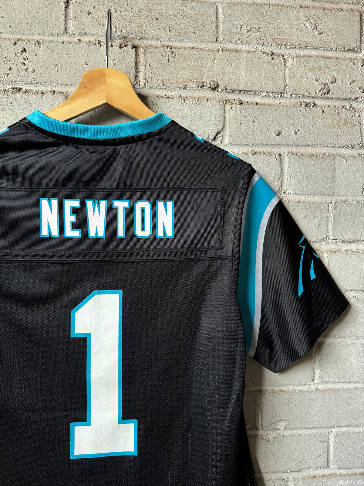 2010’s Carolina Panthers Cam Newton Black Nike NFL Jersey (Women’s Small)