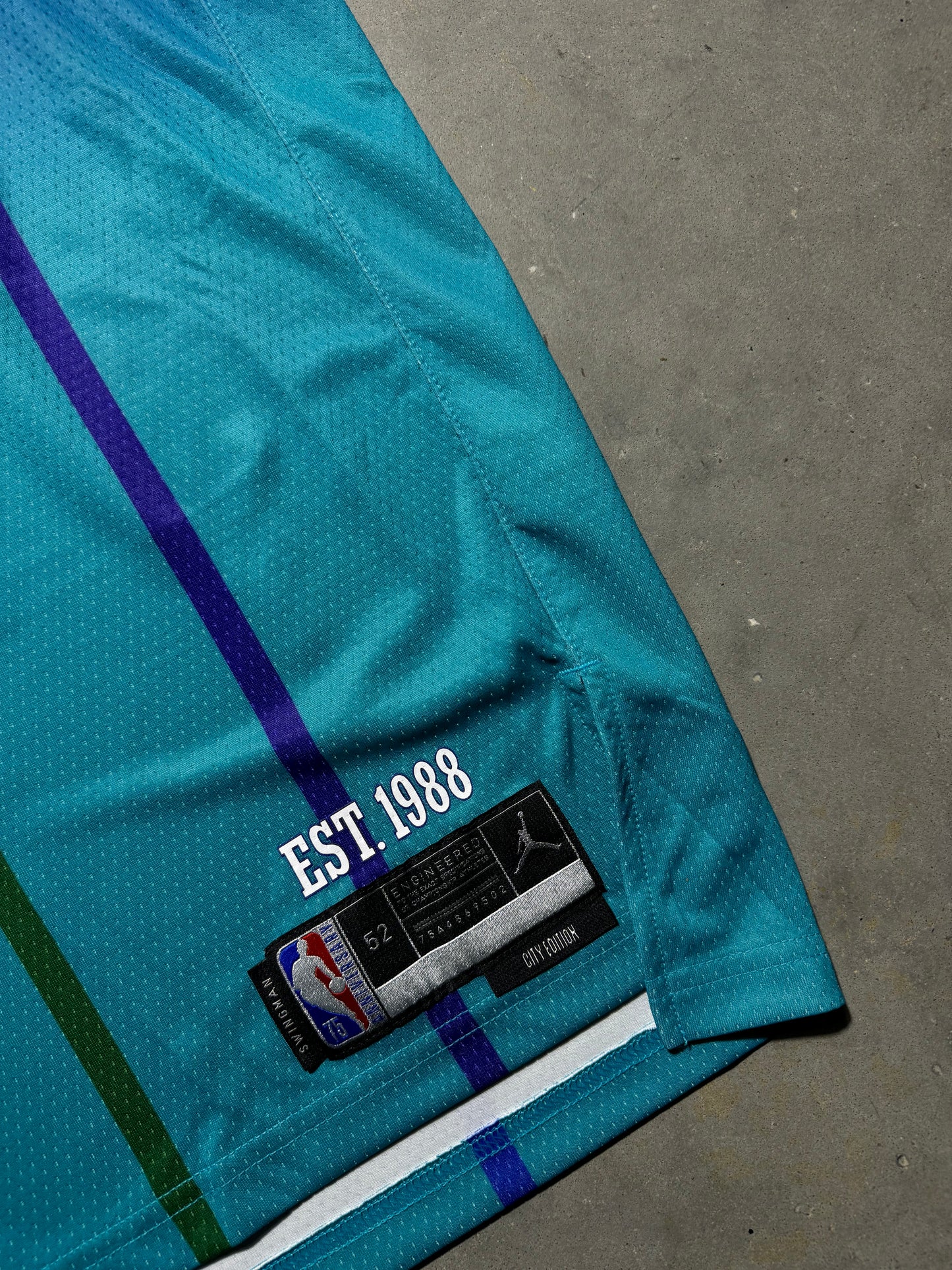 2021/2022 Charlotte Hornets LaMelo Ball City Edition 75th Anniversary NBA Jordan Swingman Jersey - Deadstock (52/XL)