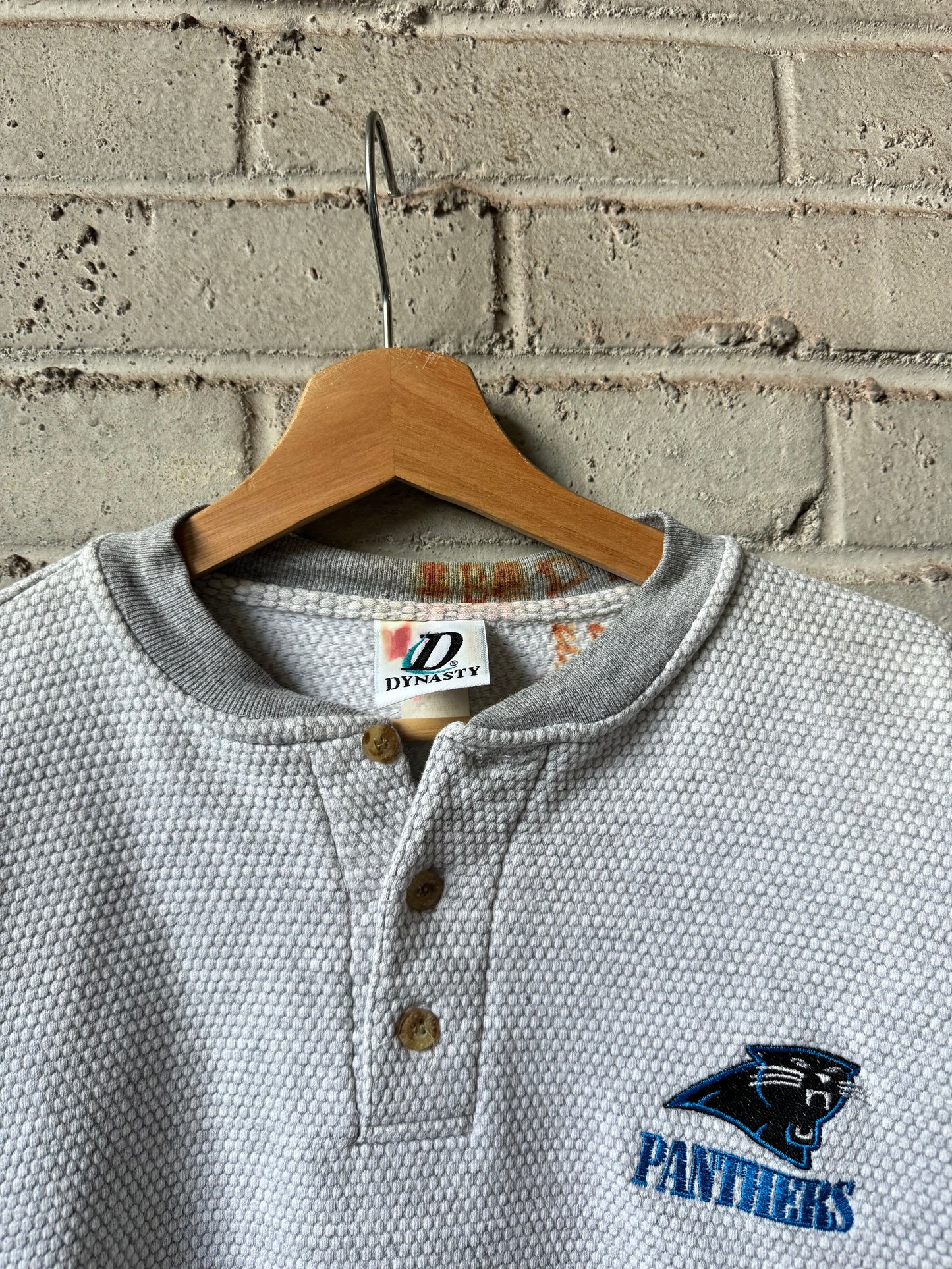 90’s Carolina Panthers Vintage Grey Waffle Knit 3 Button NFL Crewneck (Medium)