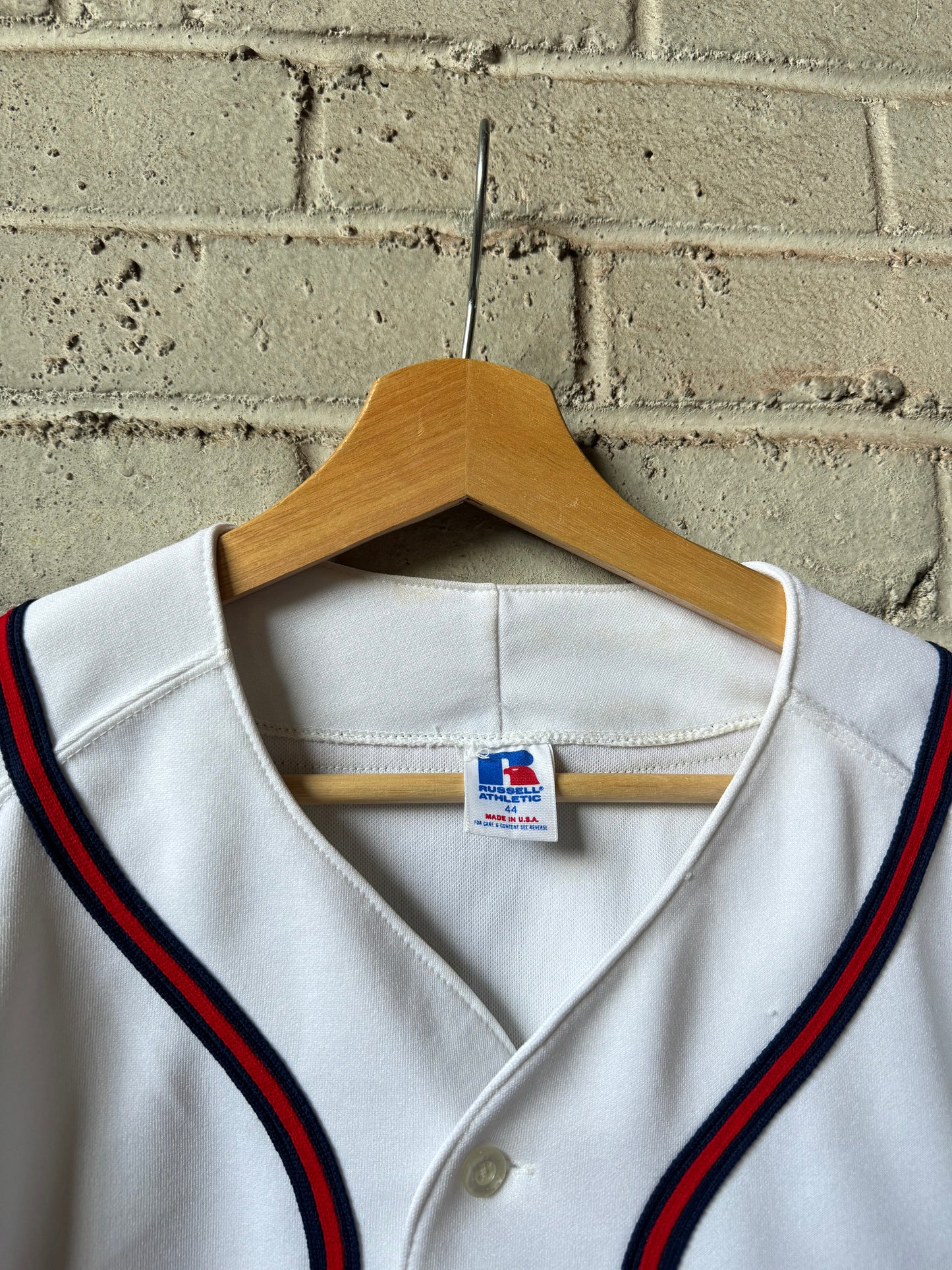 90’s Atlanta Braves Vintage Russell Athletic Embroidered Authentic MLB Baseball Jersey (44/Large)