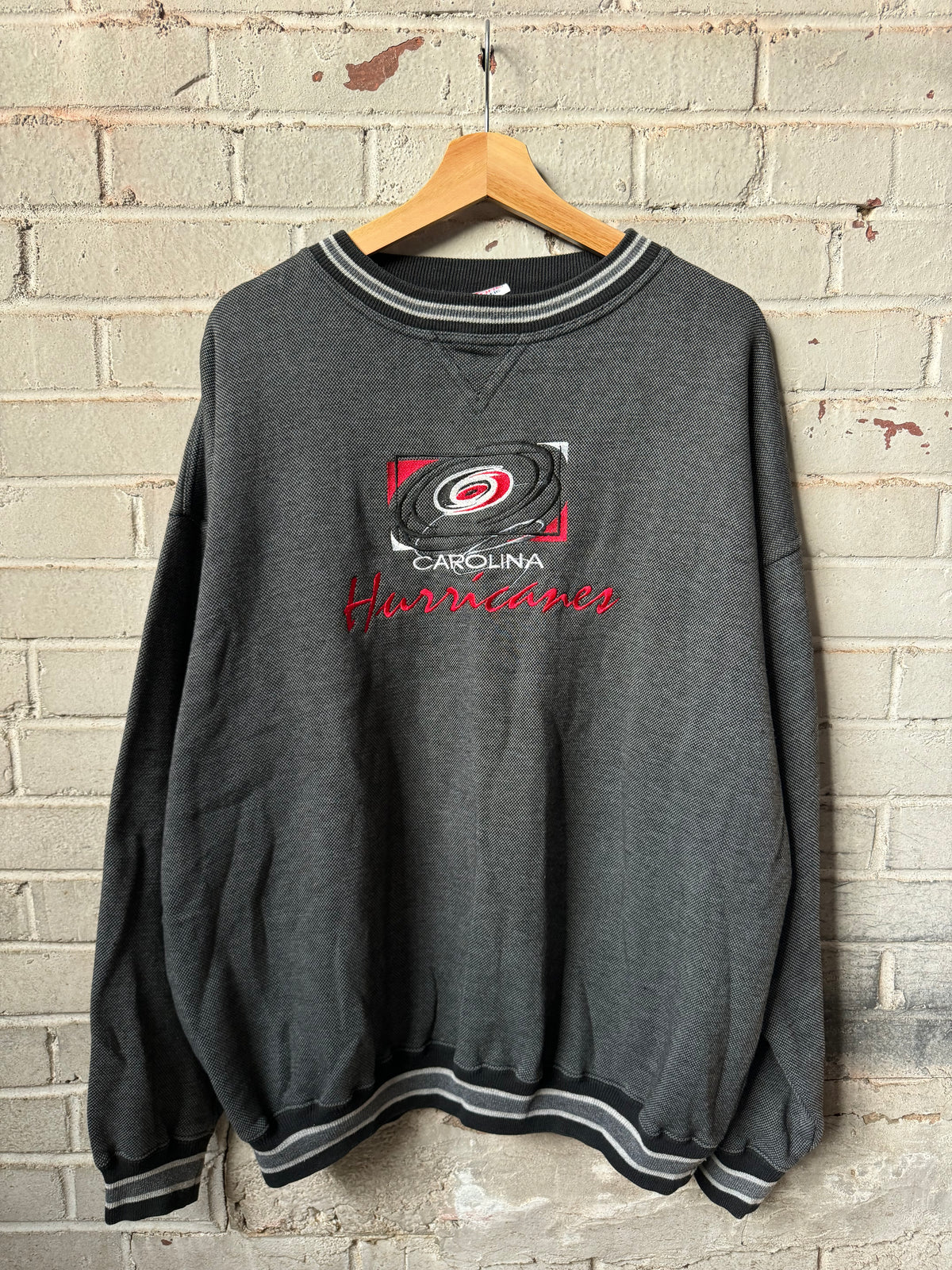 90’s Carolina Hurricanes Vintage Knit Style Heavyweight NHL Crewneck (XL)