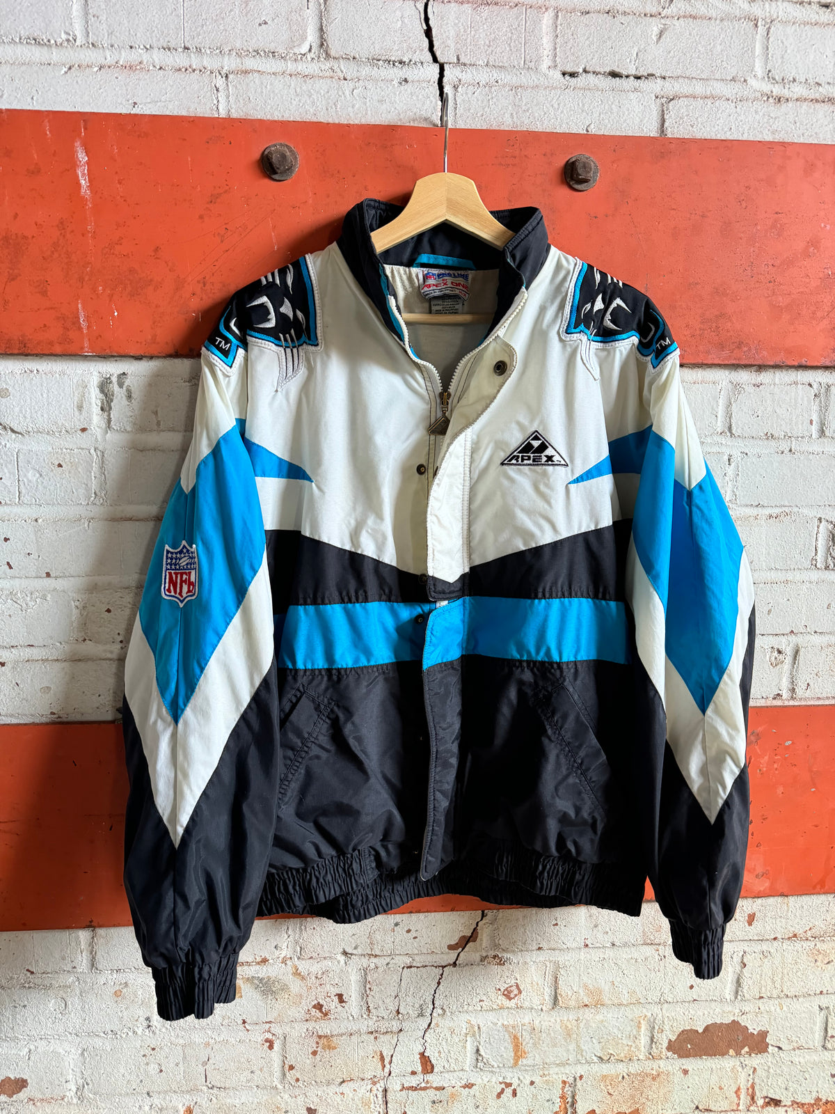 90’s Carolina Panthers Vintage White Apex One Shoulder Logo Full Zip Cotton Lined NFL Windbreaker Jacket (Medium)