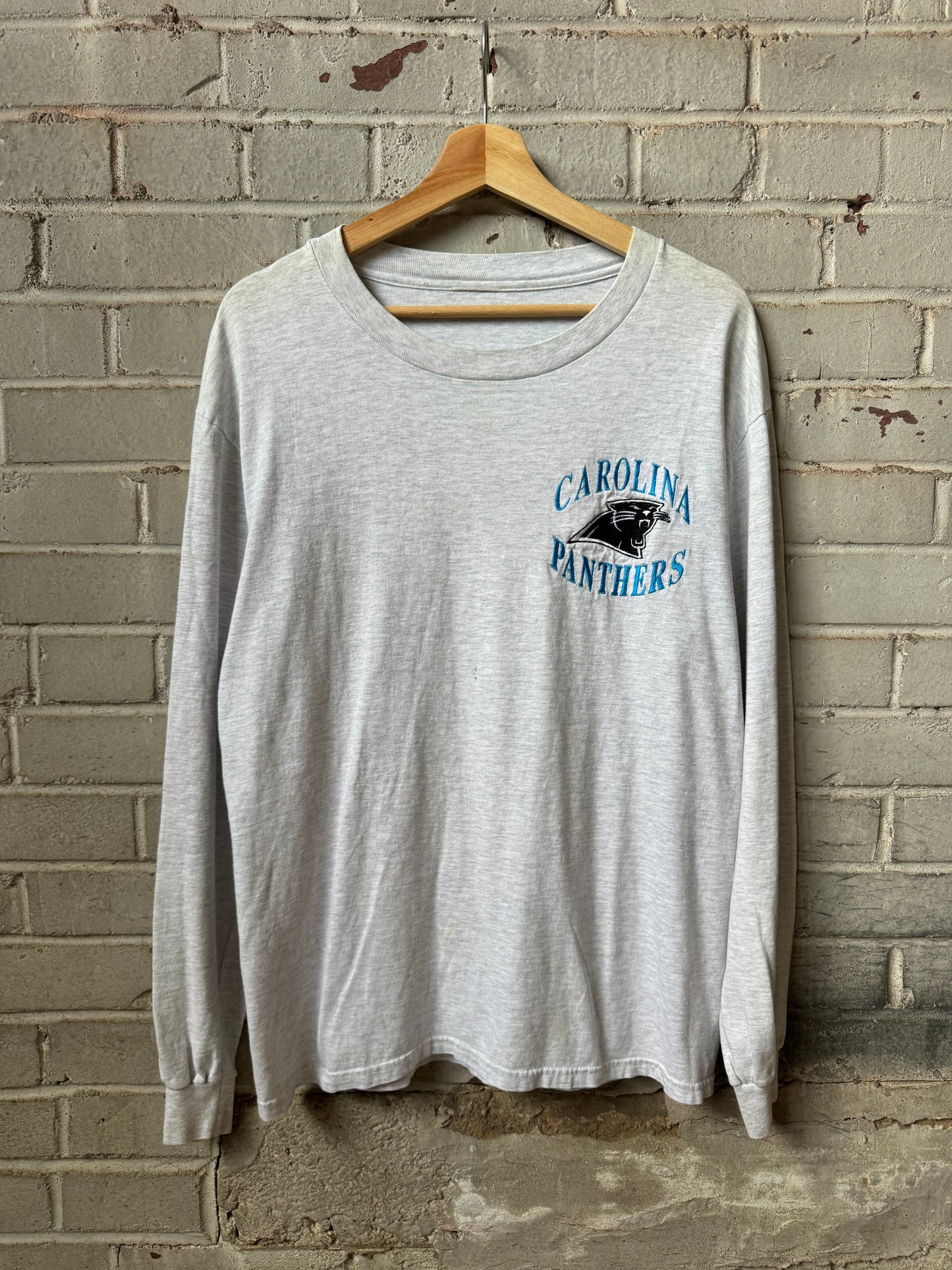 90’s Carolina Panthers Vintage Heather Grey Embroidered Logo Longsleeve NFL Tee (Medium)