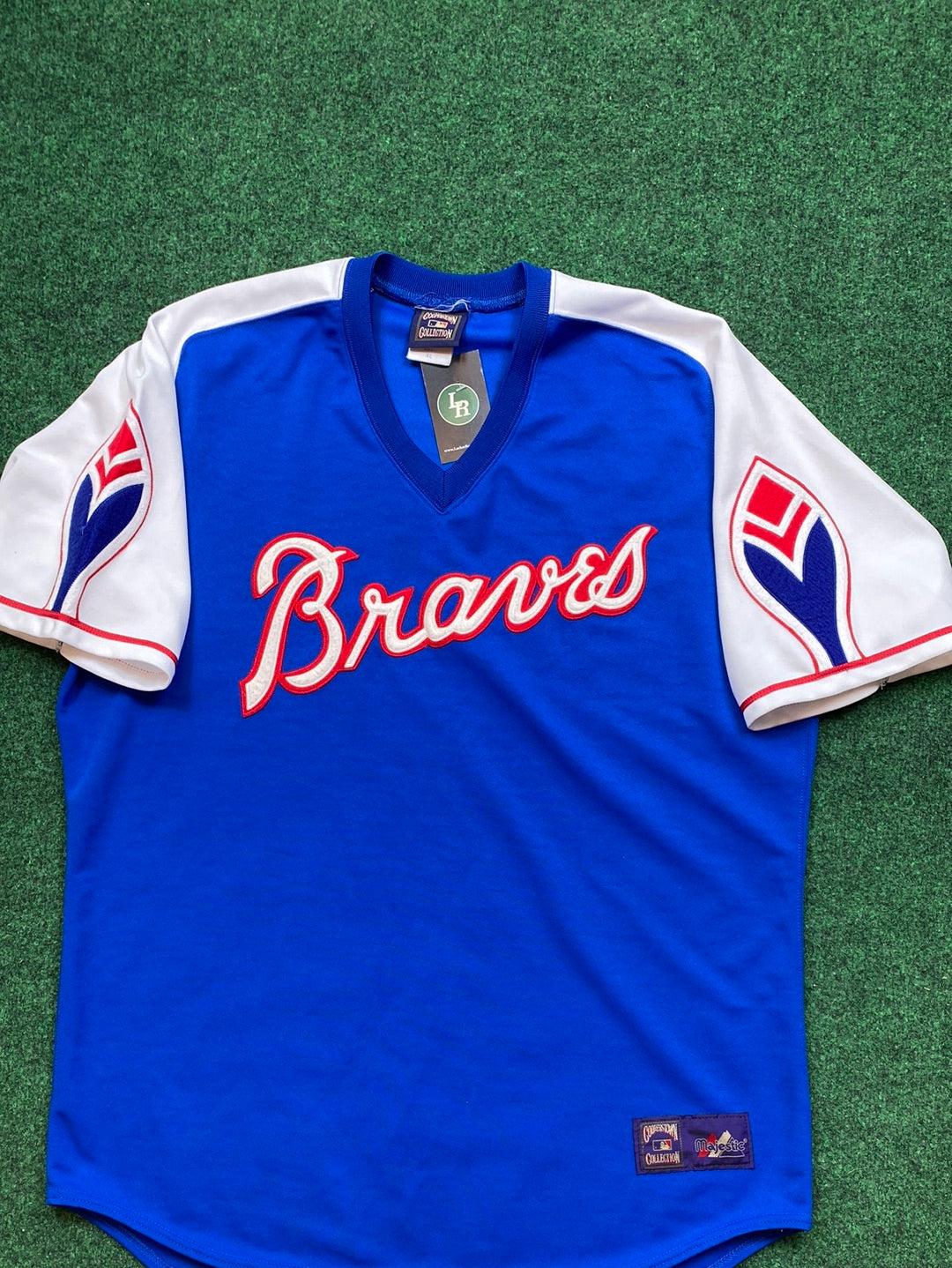 00s Atlanta Braves Cooperstown Collection MLB Jersey (2XL)