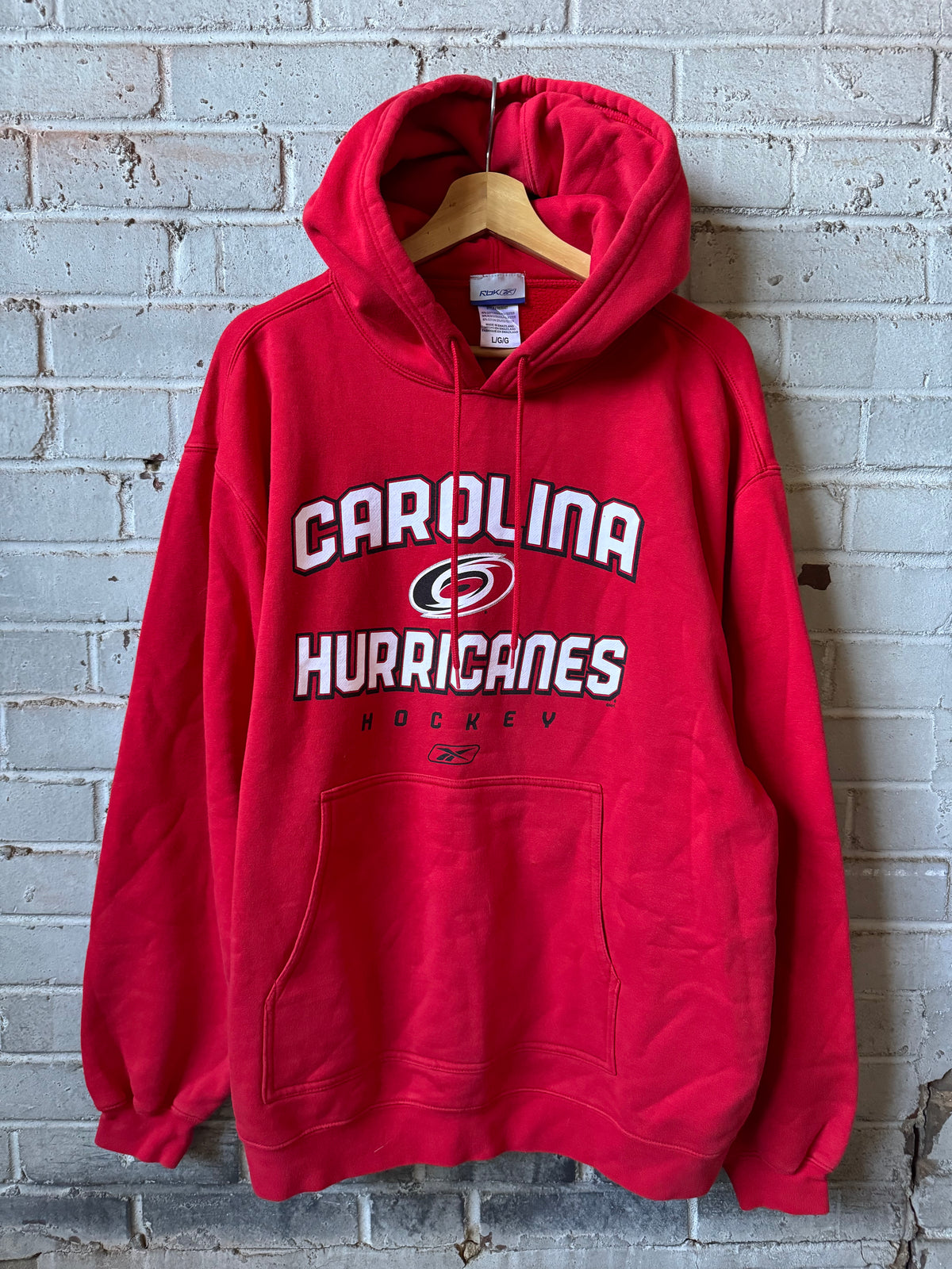 00’s Carolina Hurricanes Vintage Red Reebok Heavyweight NHL Hockey Hoodie (Large)