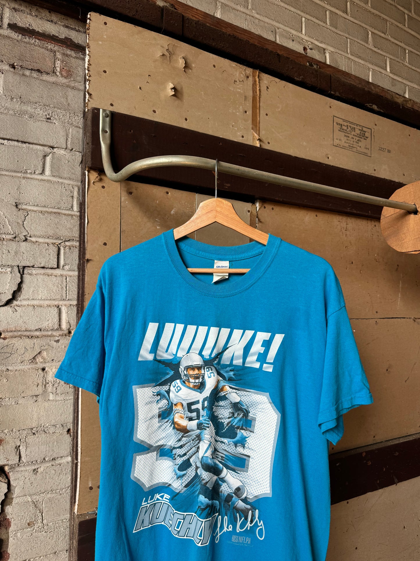 2016 Carolina Panthers Luke Kuechly “LUUUUKE” Blue NFL Player Tee (Large)