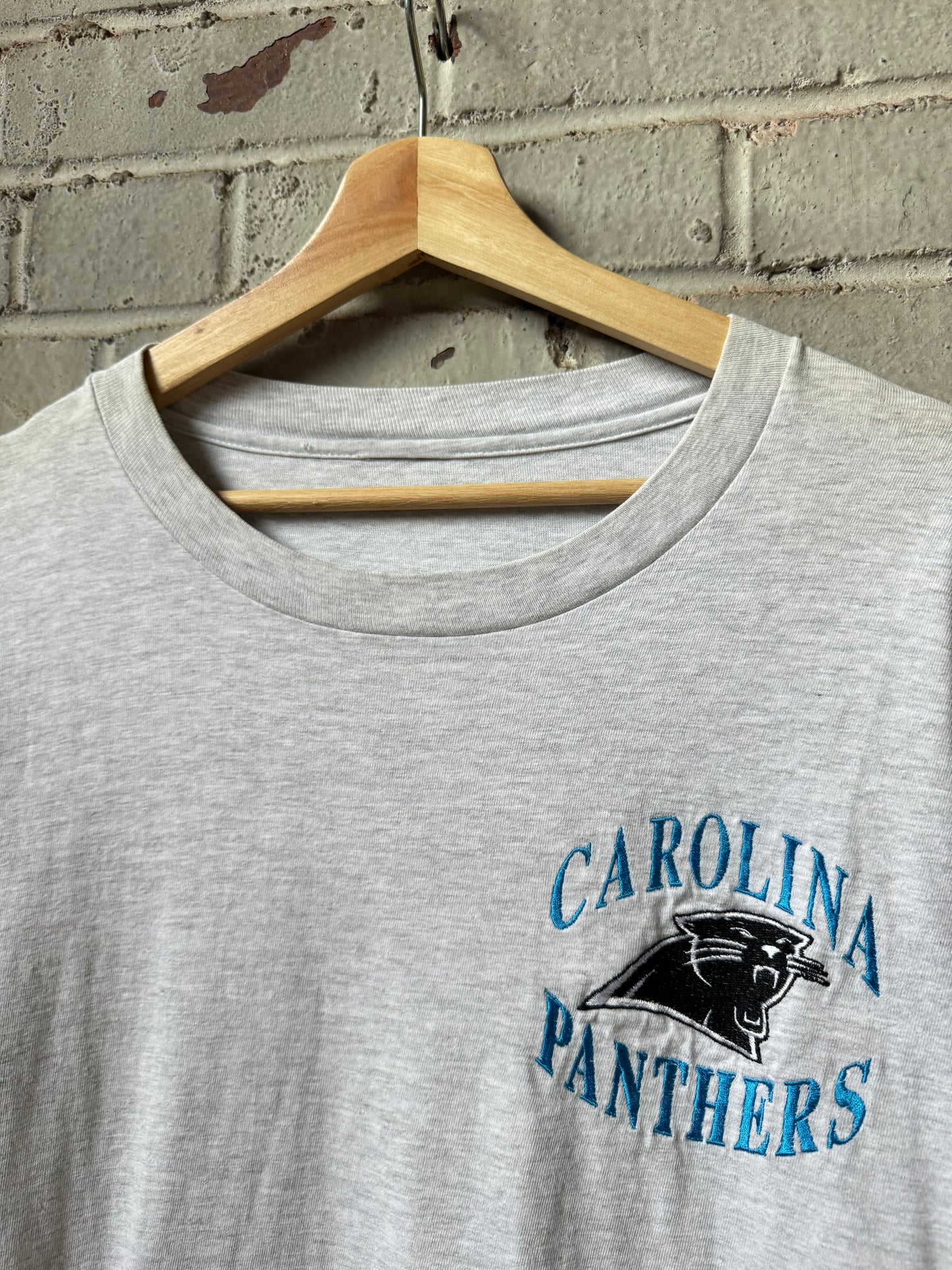 90’s Carolina Panthers Vintage Heather Grey Embroidered Logo Longsleeve NFL Tee (Medium)
