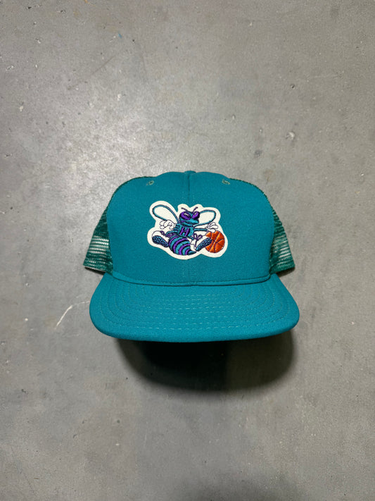 80’s Charlotte Hornets Vintage Teal Plain Logo Mesh Trucker NBA Snapback Hat (OSFA)