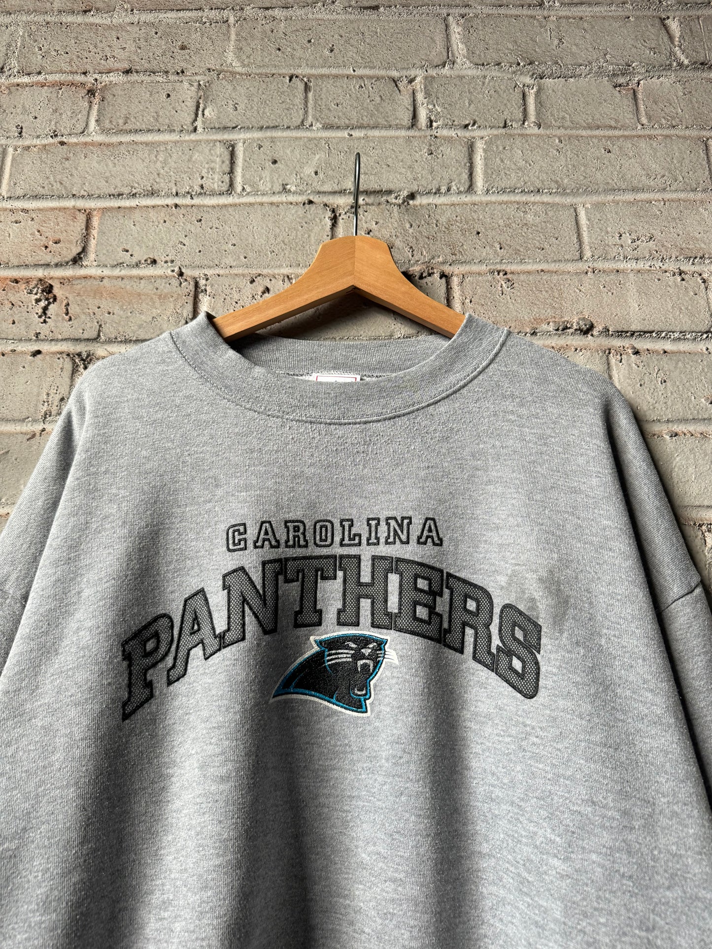 00’s Carolina Panthers Vintage Grey Distressed NFL Spellout Crewneck (XXL)
