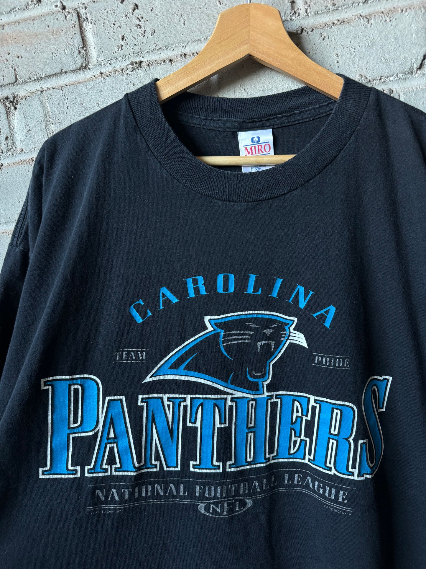 2000 Carolina Panthers Vintage Black Spellout NFL Tee (XXL)