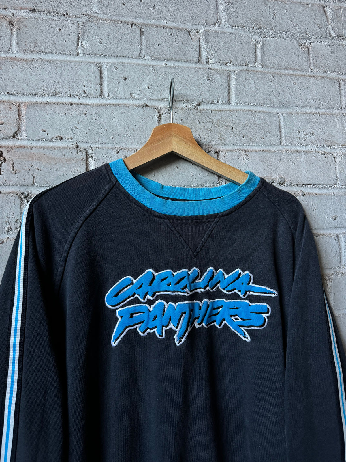 00’s Carolina Panthers Vintage Black Reebok Embroidered Cat Scratch Font Striped NFL Crewneck (Large)
