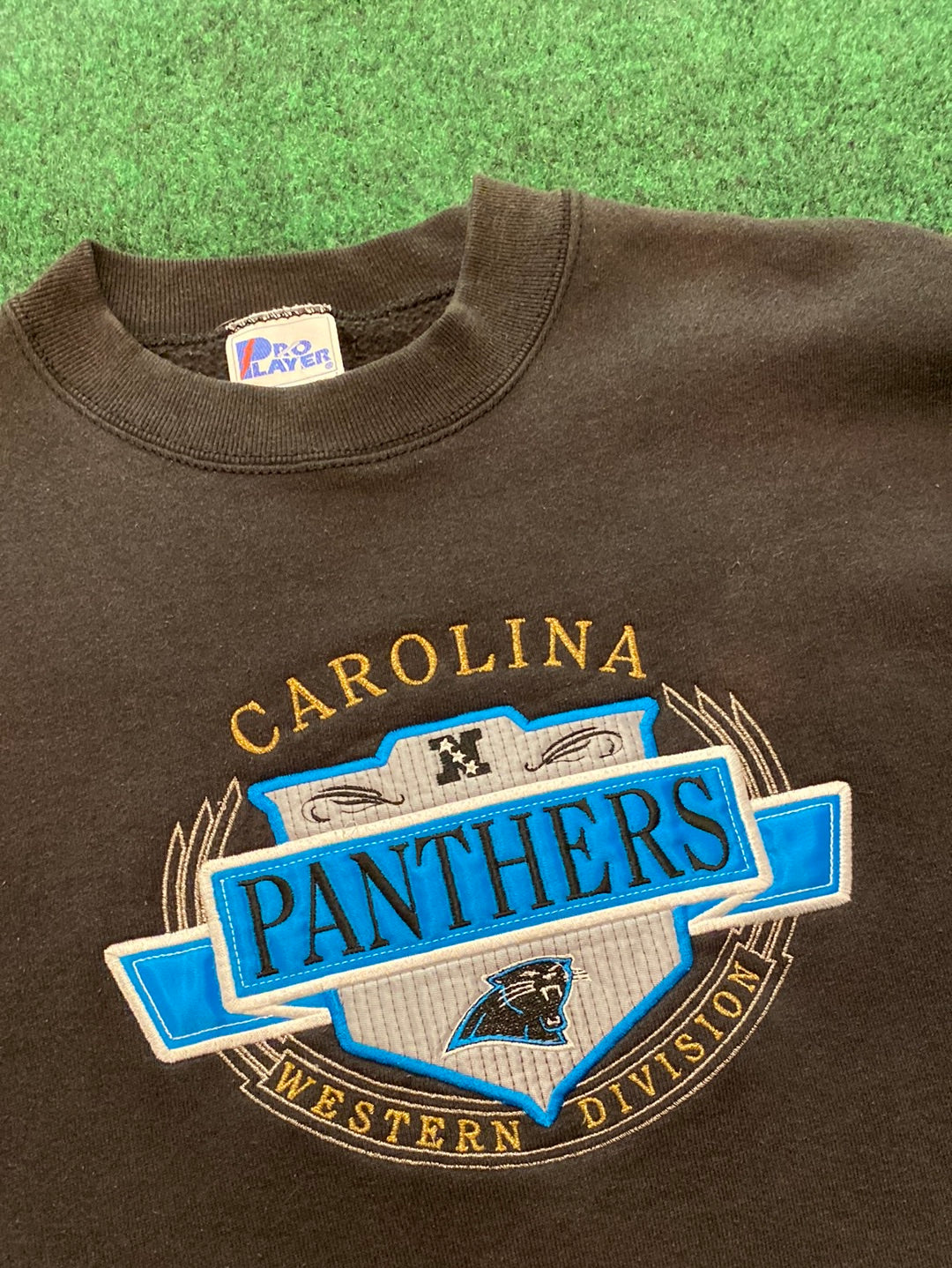 1996 Carolina Panthers Western Division Embroidered NFL Vintage Crewneck (Large)